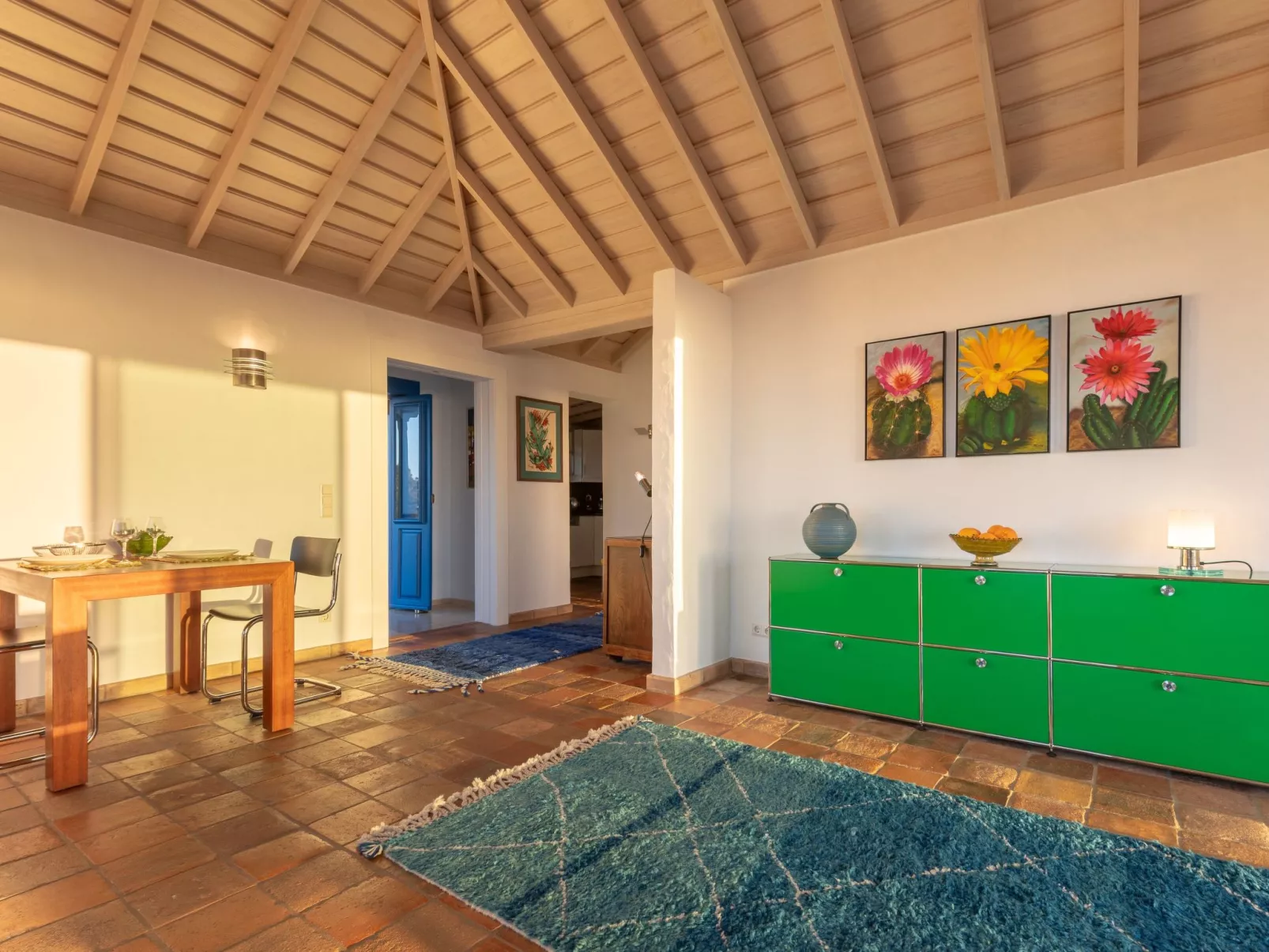 Villa Miramar-Inside