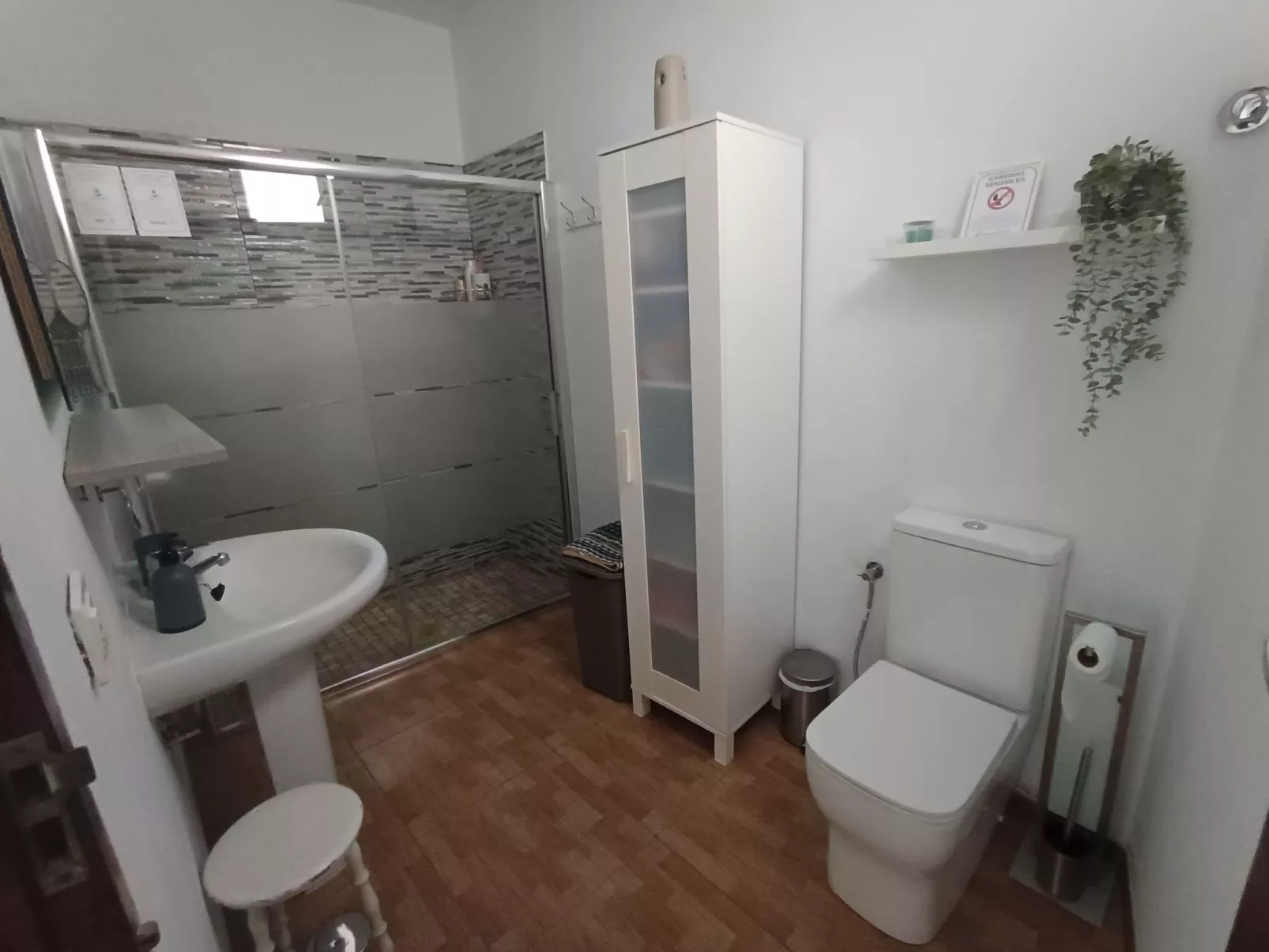 Edara Home - Haus mit privatem Garten-Dedans