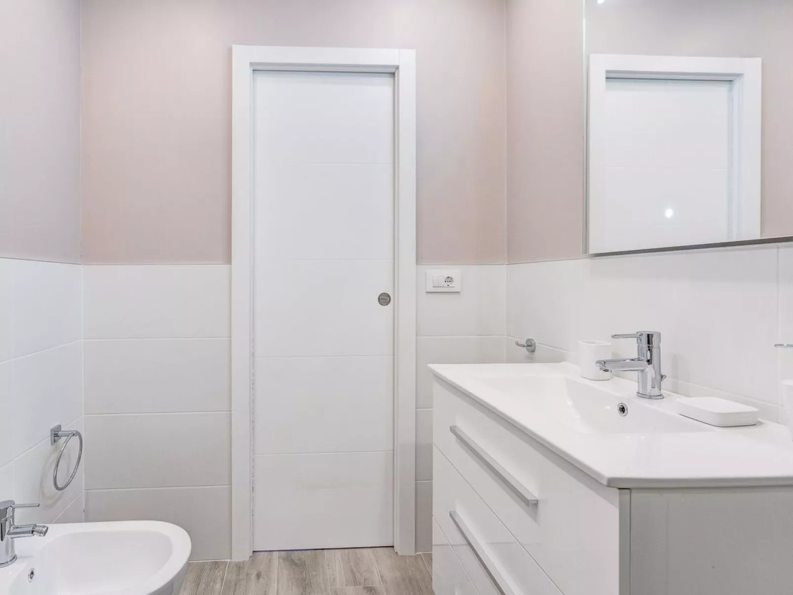 Los Diamantes-Inside