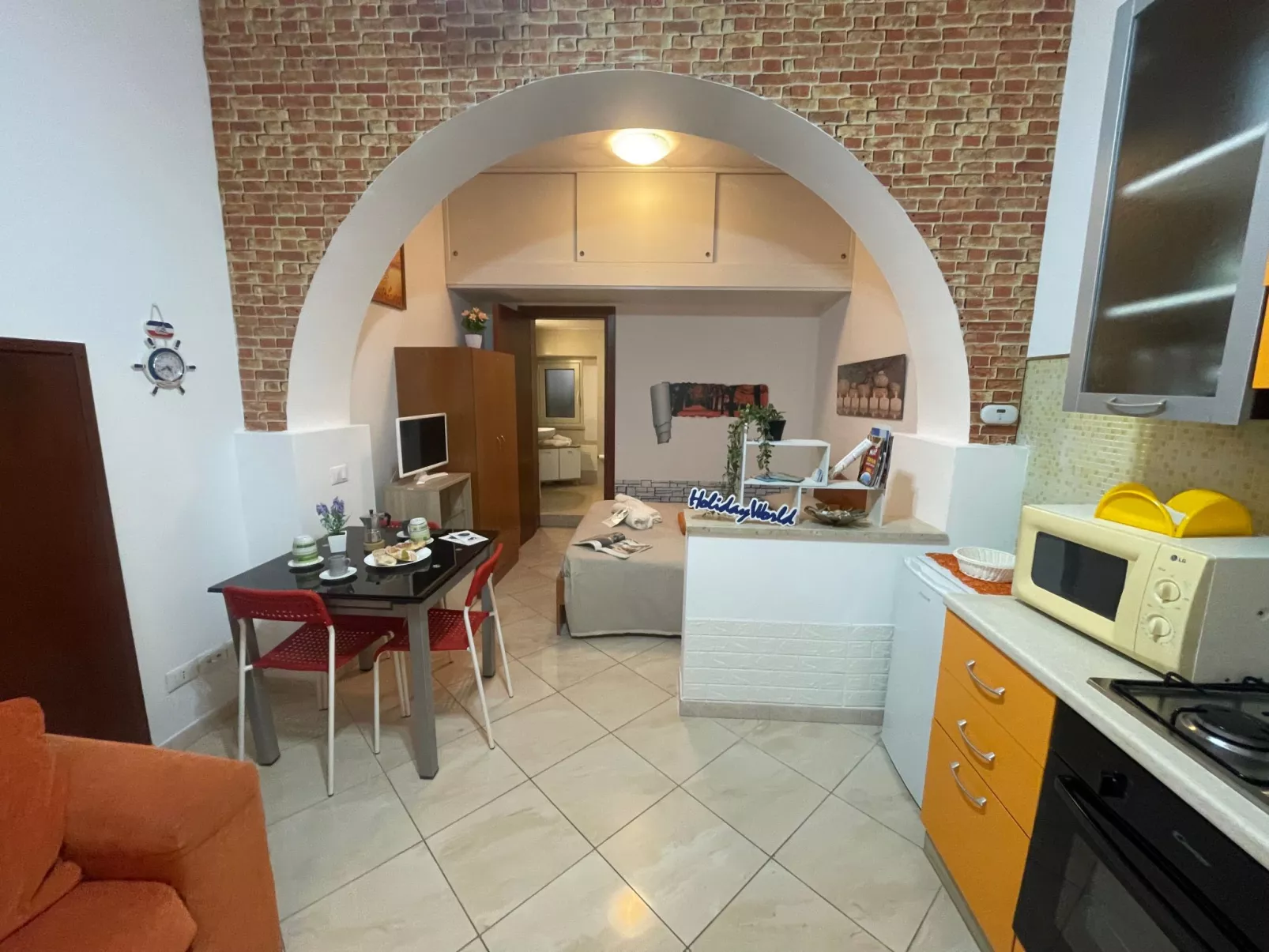 Lina Torre Pali von Holiday World-Inside