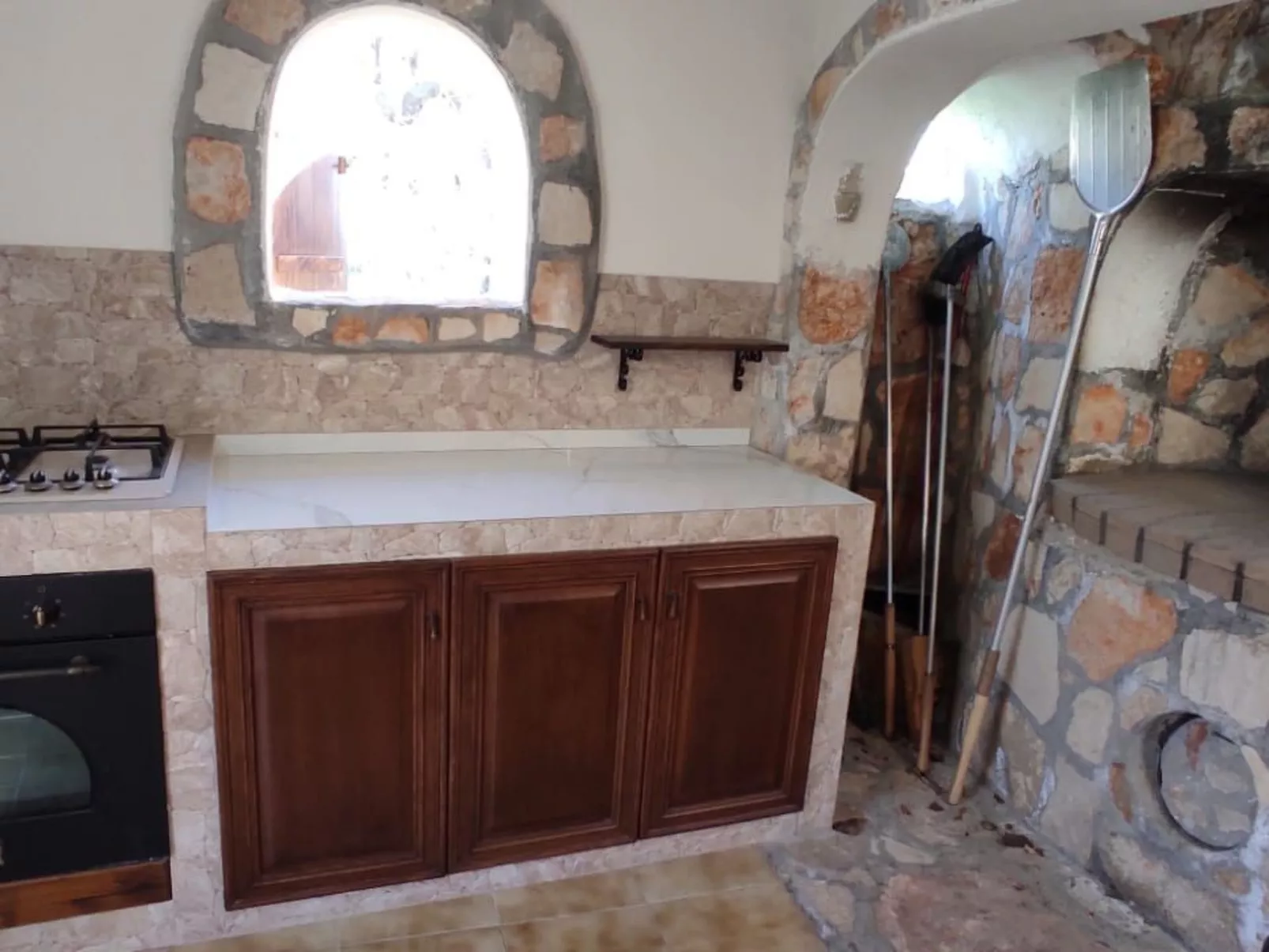 Villa Barone Landhaus mit Pool-Dedans