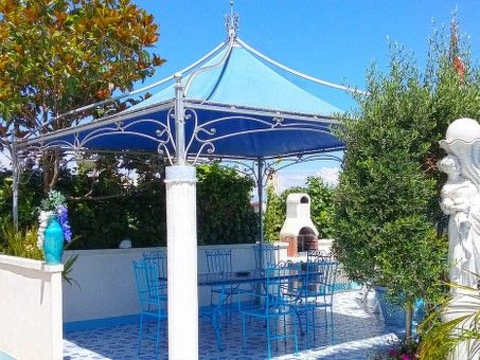 Wohnung mit privatem Garten und Grill-Draußen