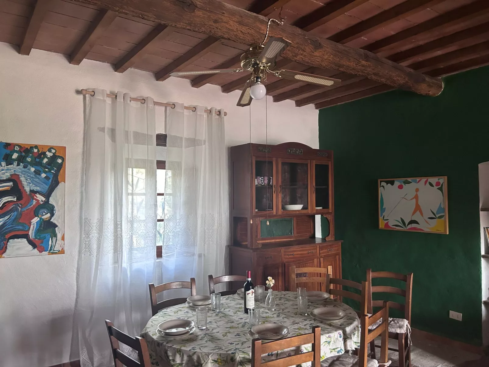 Bauernhaus mit Schwimmbad -Klimaanlage-Inside