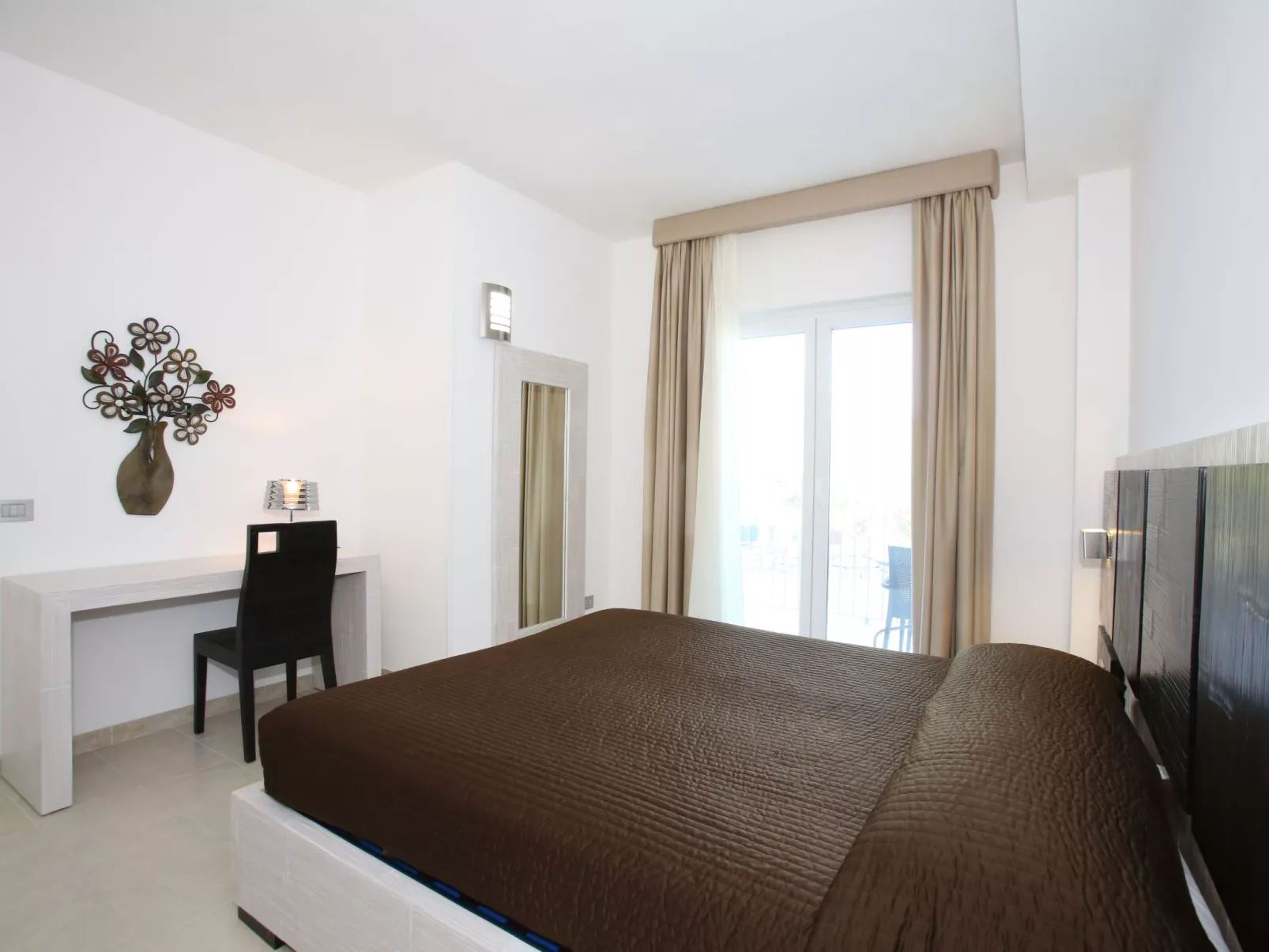 Villa Minerva mit Panoramapool-Drinnen