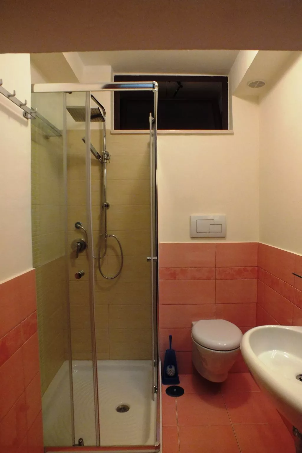 Strandnahe Wohnung in Pisciotta mit Grill-Dedans