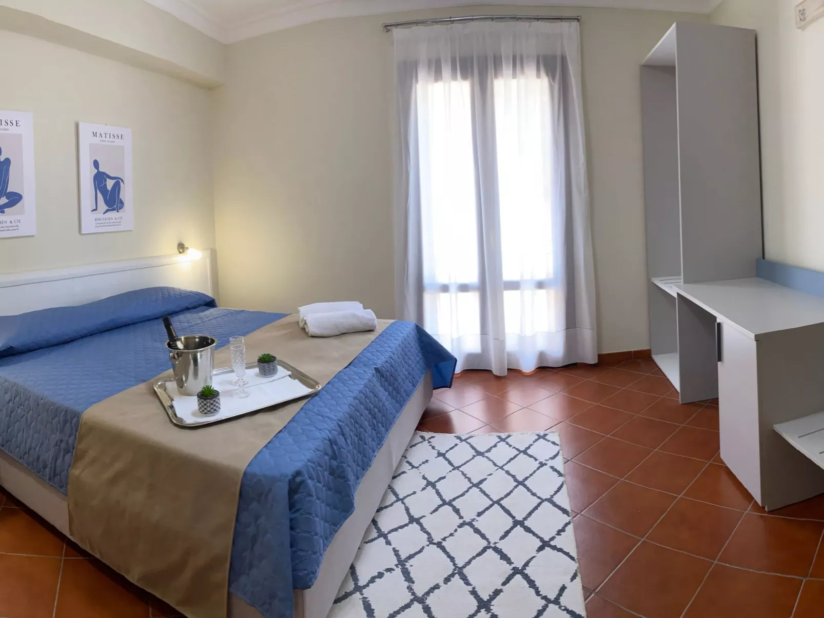 Scala dei Turchi Palace Suiten für 3 Personen in Realmonte-Inside