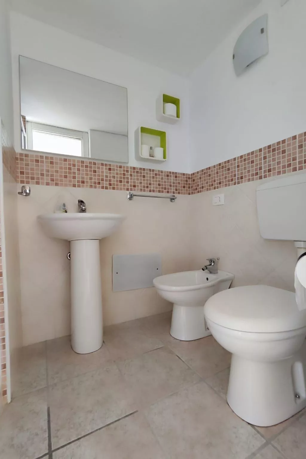 Wohnung im mediterranen Stil mitten im Zentrum-Image-tags.info