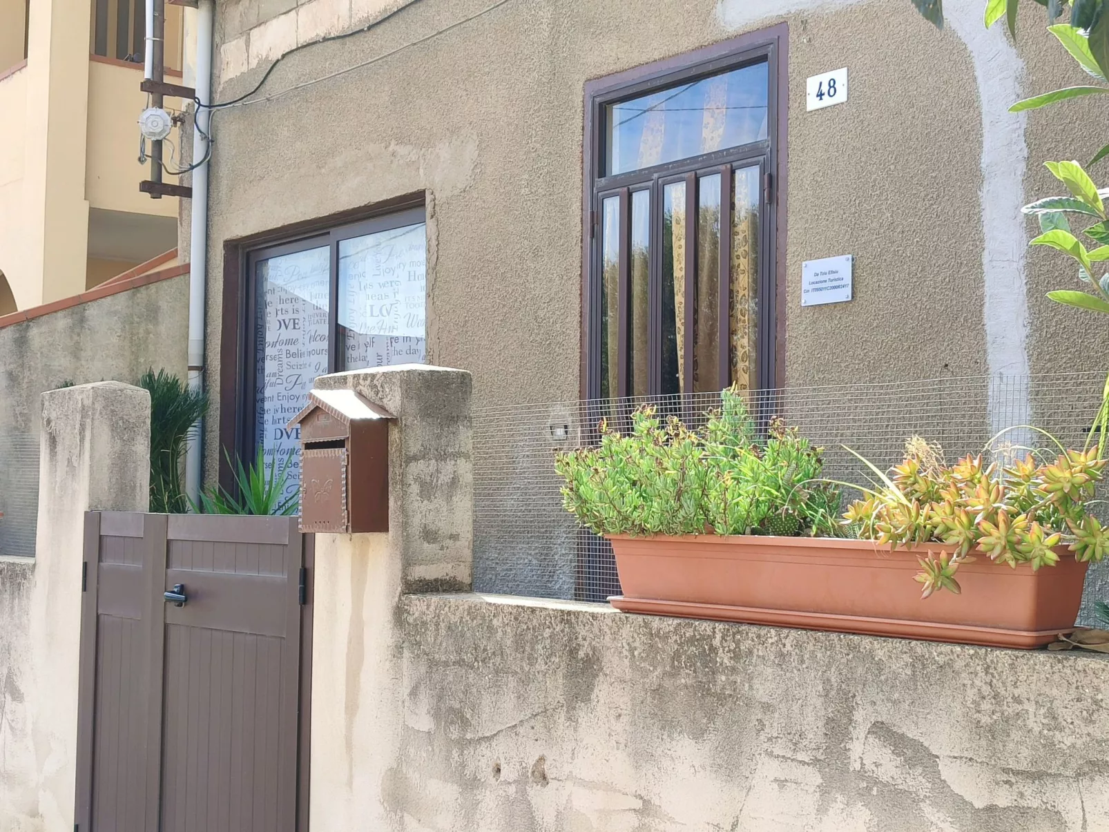 'Von Tziu Efisiu'-Image-tags.info