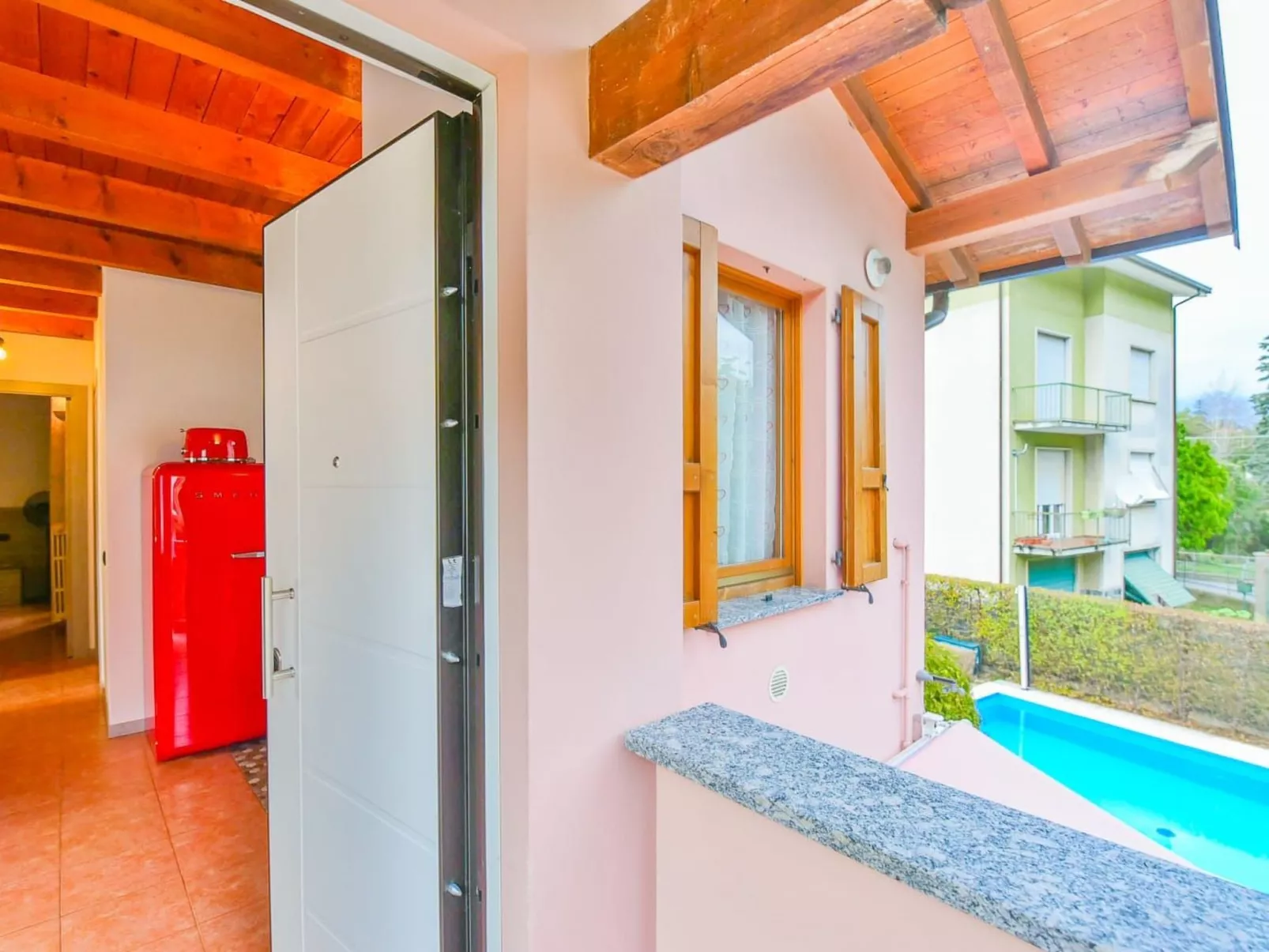 Jane e Jolie Haus privates Schwimmbad und Jacuzzi-Inside