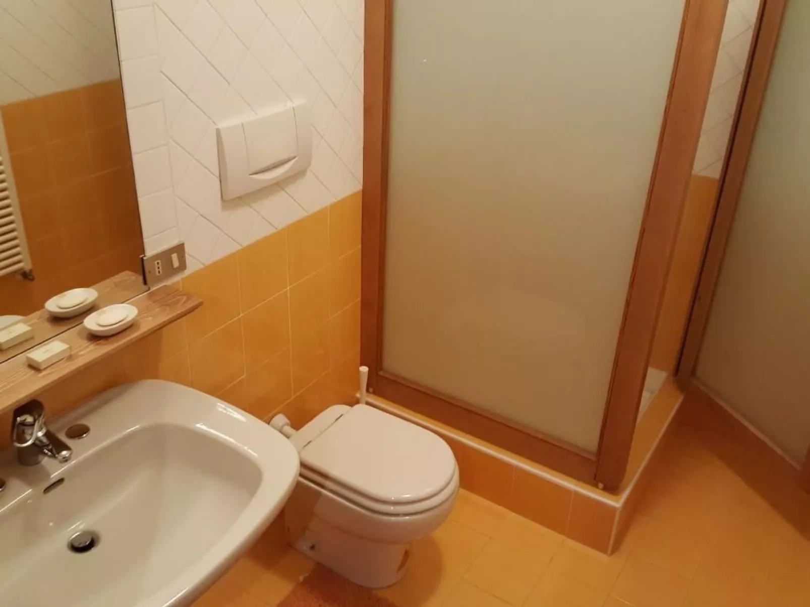 Dolomiten Weiße Rast-Drinnen