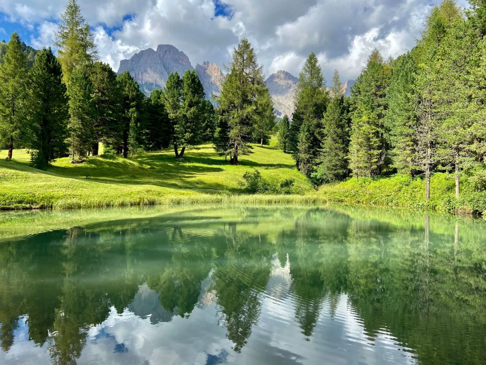 Cesa Vedla DOLOMITES-Drinnen