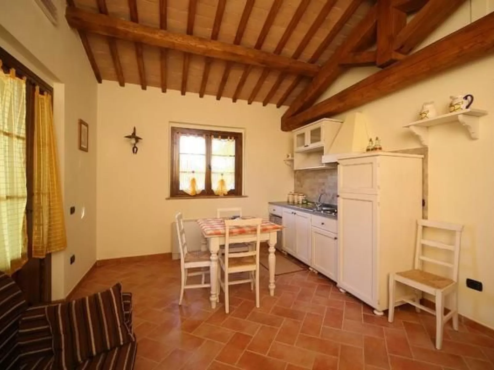 Anwesen "Casa Poggeri" mit Gemeinschaftspool-Inside