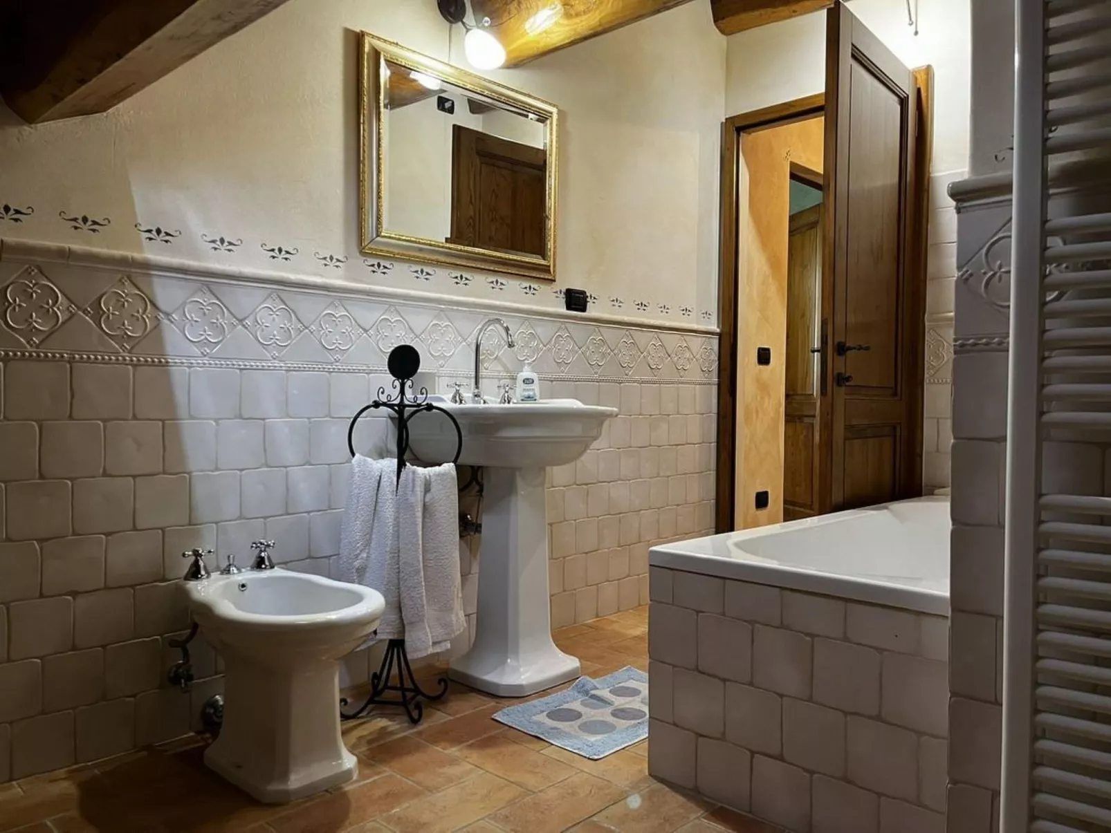 Villa mit privatem Pool zwischen Umbrien und der Toskana-Dedans