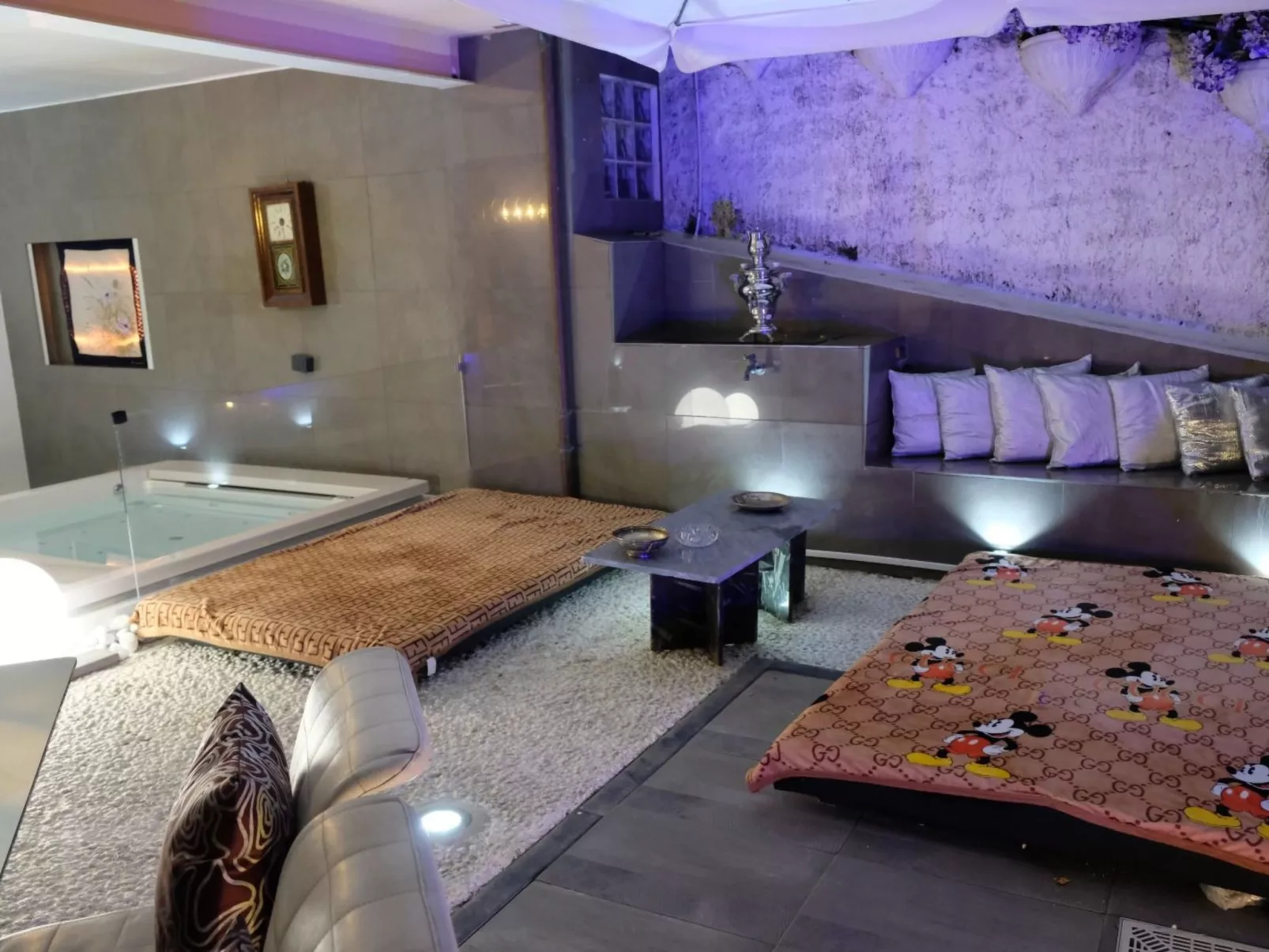 Last-Minute-Garten-Whirlpool der herrliche Lebensstil-Inside