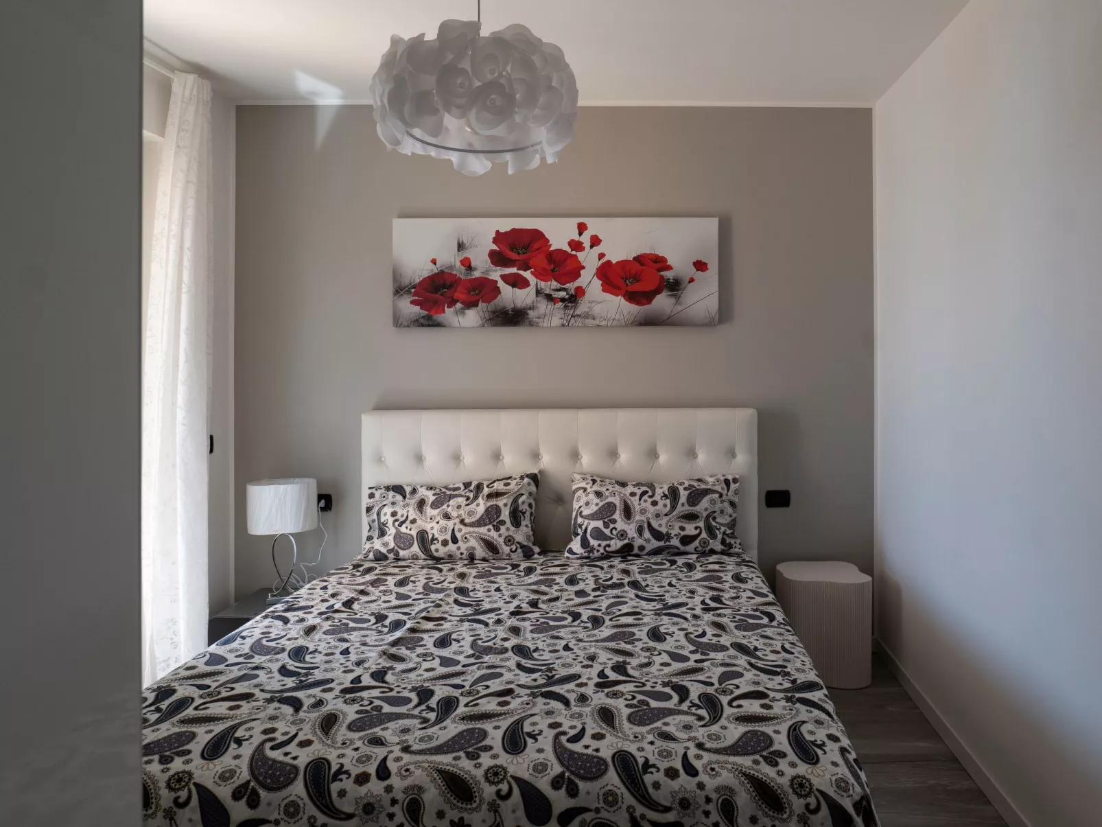 Lights on the Lake Zweizimmerwohnung mit Terrasse und Pool-Inside