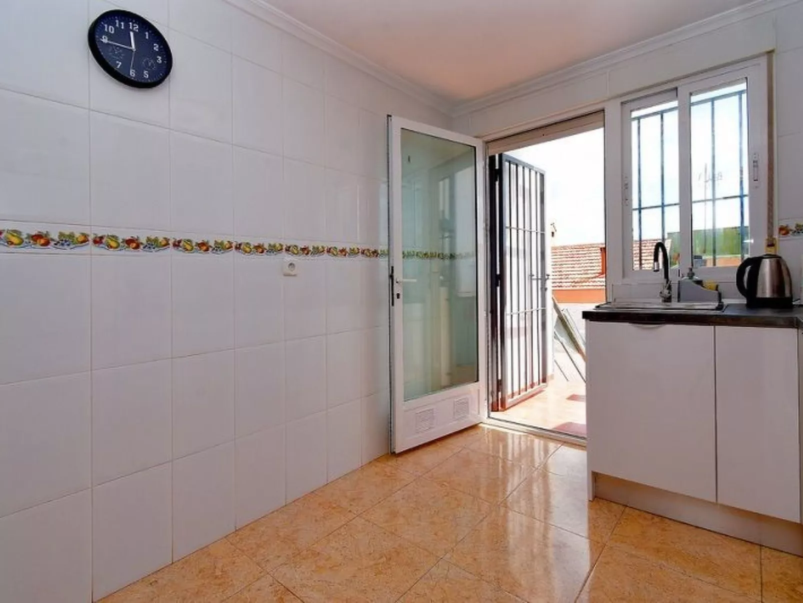 Monte Cenajo 6-Inside