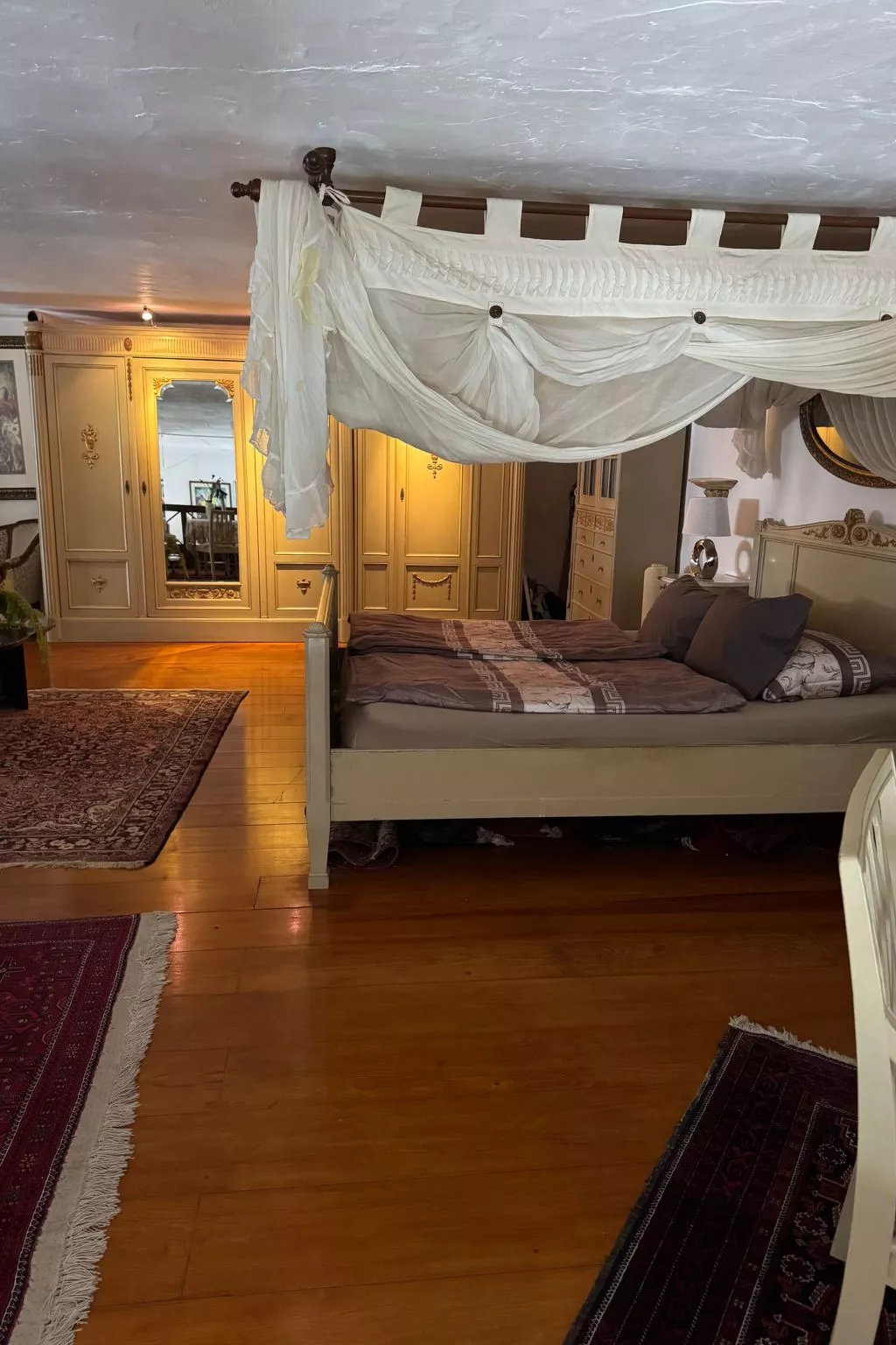 Finca 'Castillo Antonia-Inside