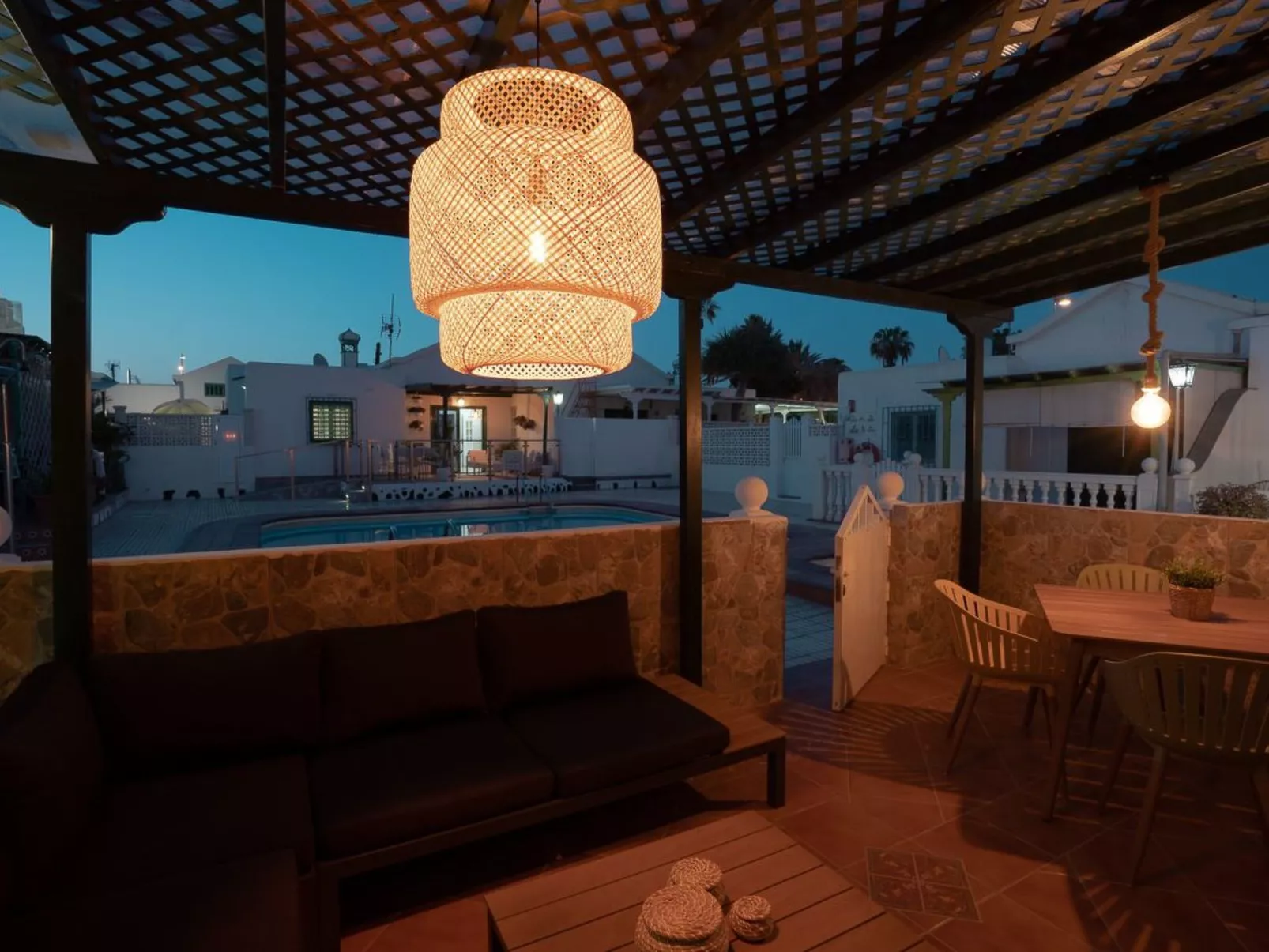 Ferienbungalow mit Grill, Garten und Terrasse-Inside