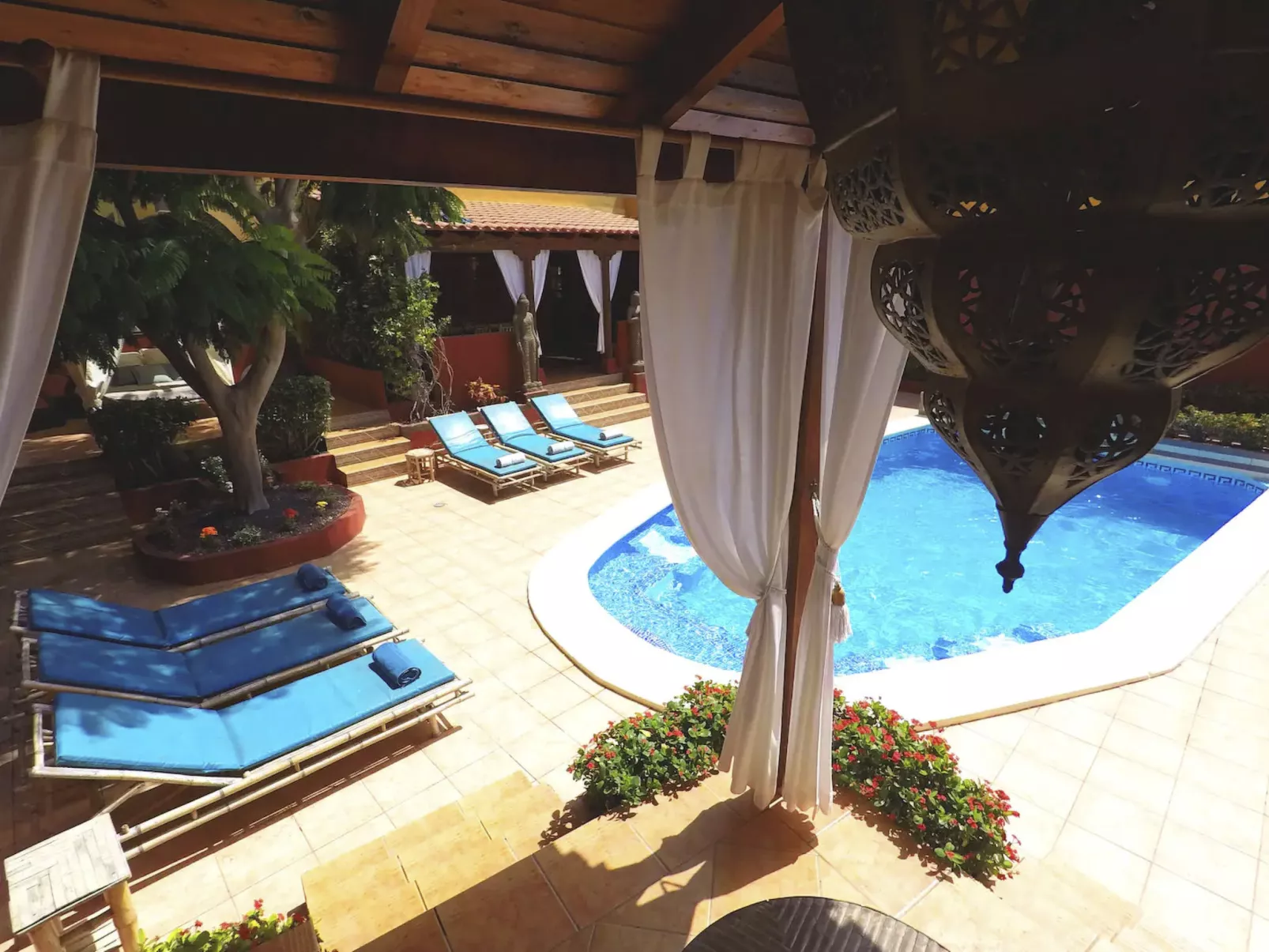 Villa im thailändischen Stil "Zen" mit beheiztem Pool-Outside