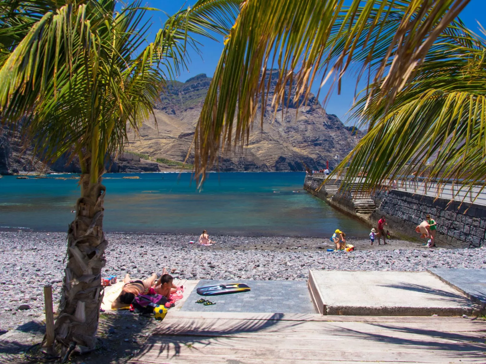 Casa del Puente-Outside