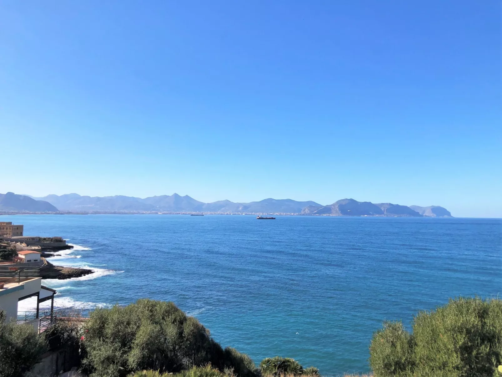 Meeresstrand - La Riva-Umgebung