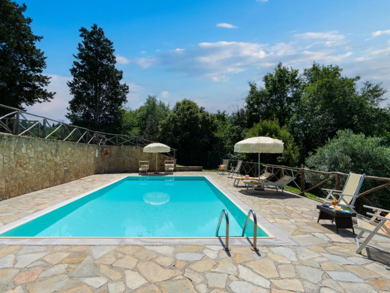 Villa Frantusina-Drinnen