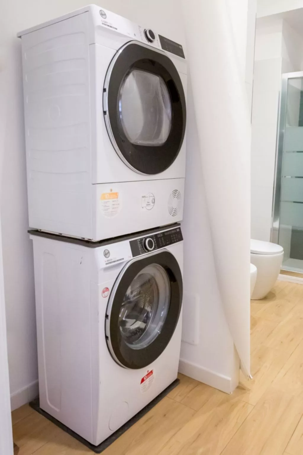 ZimmerWohnung - Casa A-Inside