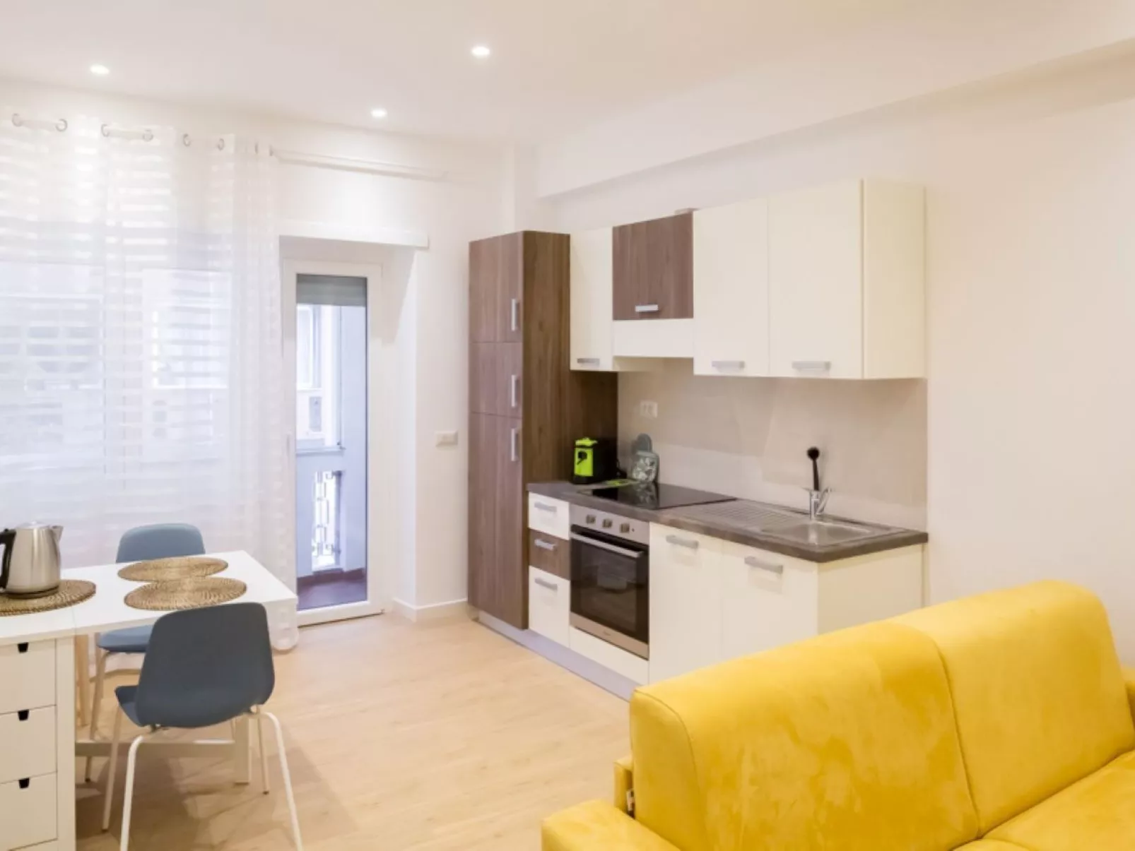 ZimmerWohnung - Casa B-Inside