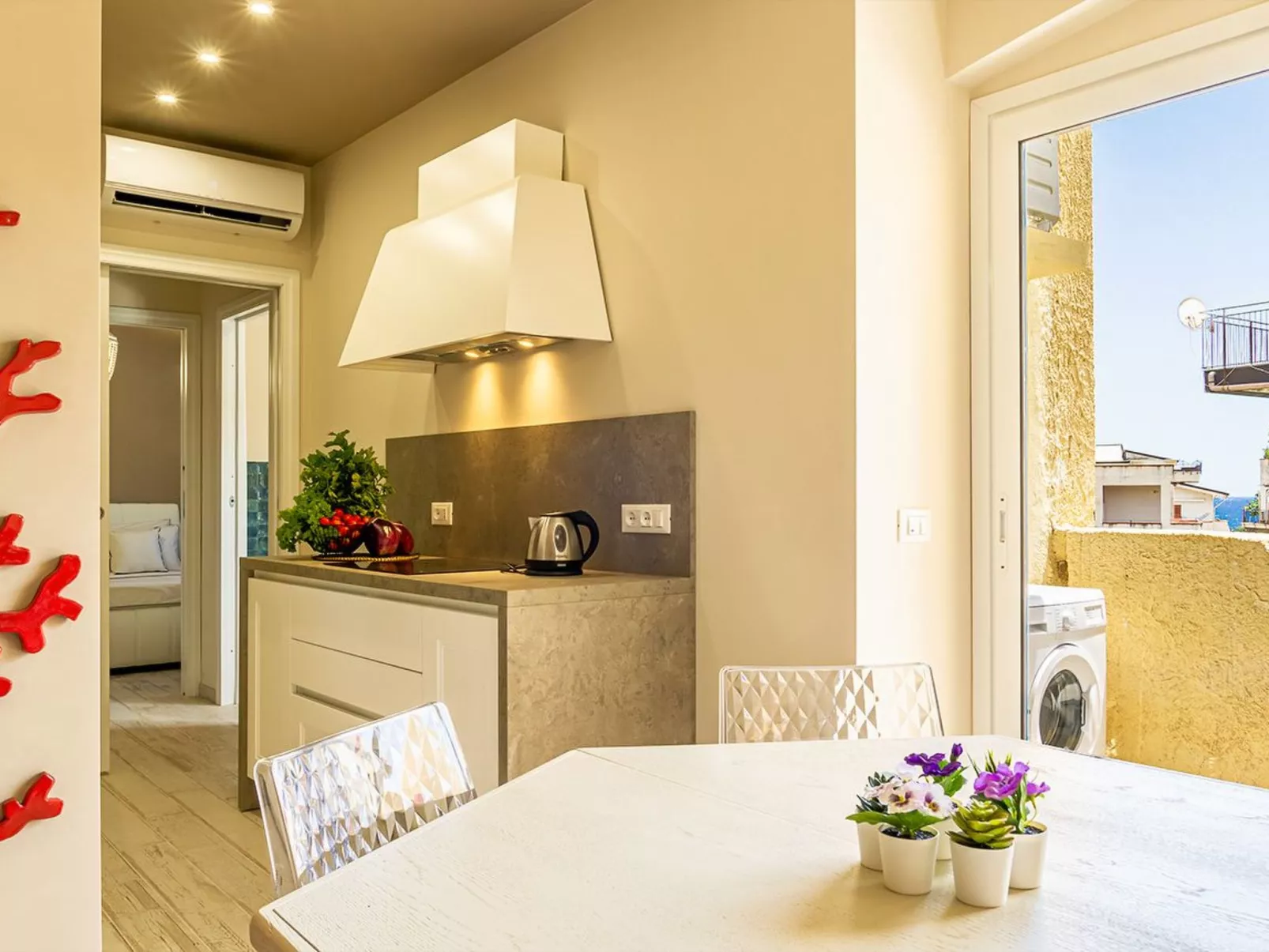 Suite Isavi in Giardini Naxos-Dedans
