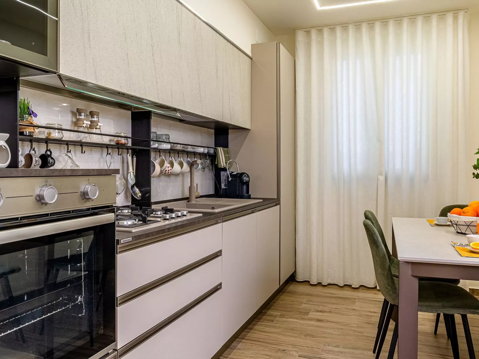 Das Haus der Provokation-Drinnen