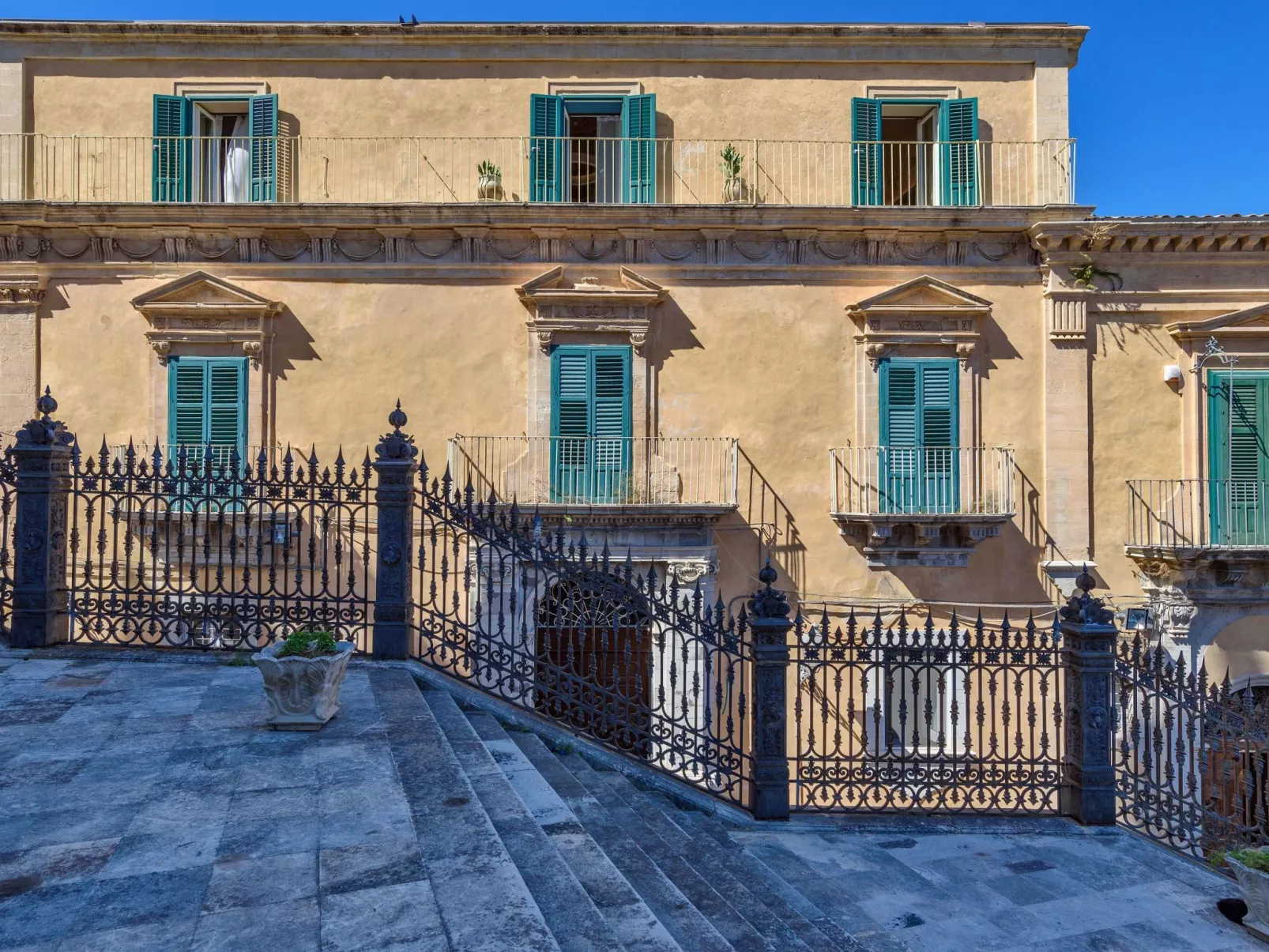 Ettore, Wohnung mit Blick auf die Kathedrale von Ibla-Inside