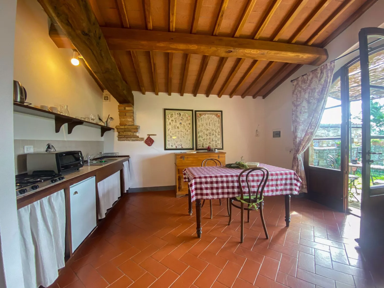 Anwesen "Lavanda2" mit Gemeinschaftspool-Drinnen