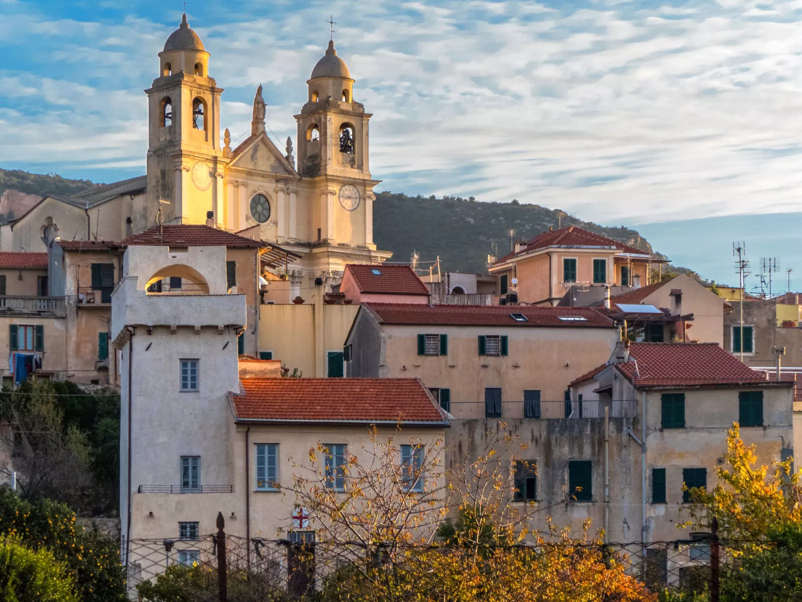 Für 4 Personen ca. 40 m&sup2; in Pietra Ligure, Norditalien (Ligurien)-Umgebung