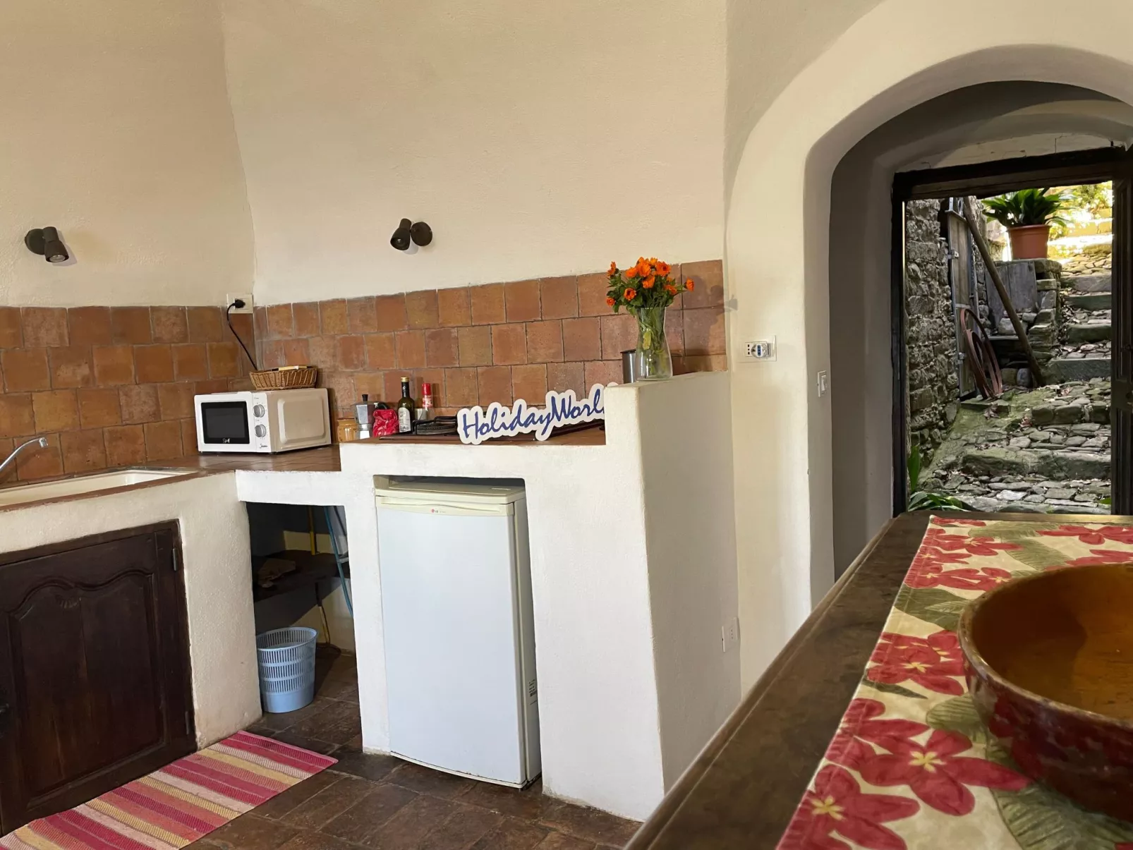 Retreat with a  View by Holiday World-Dedans