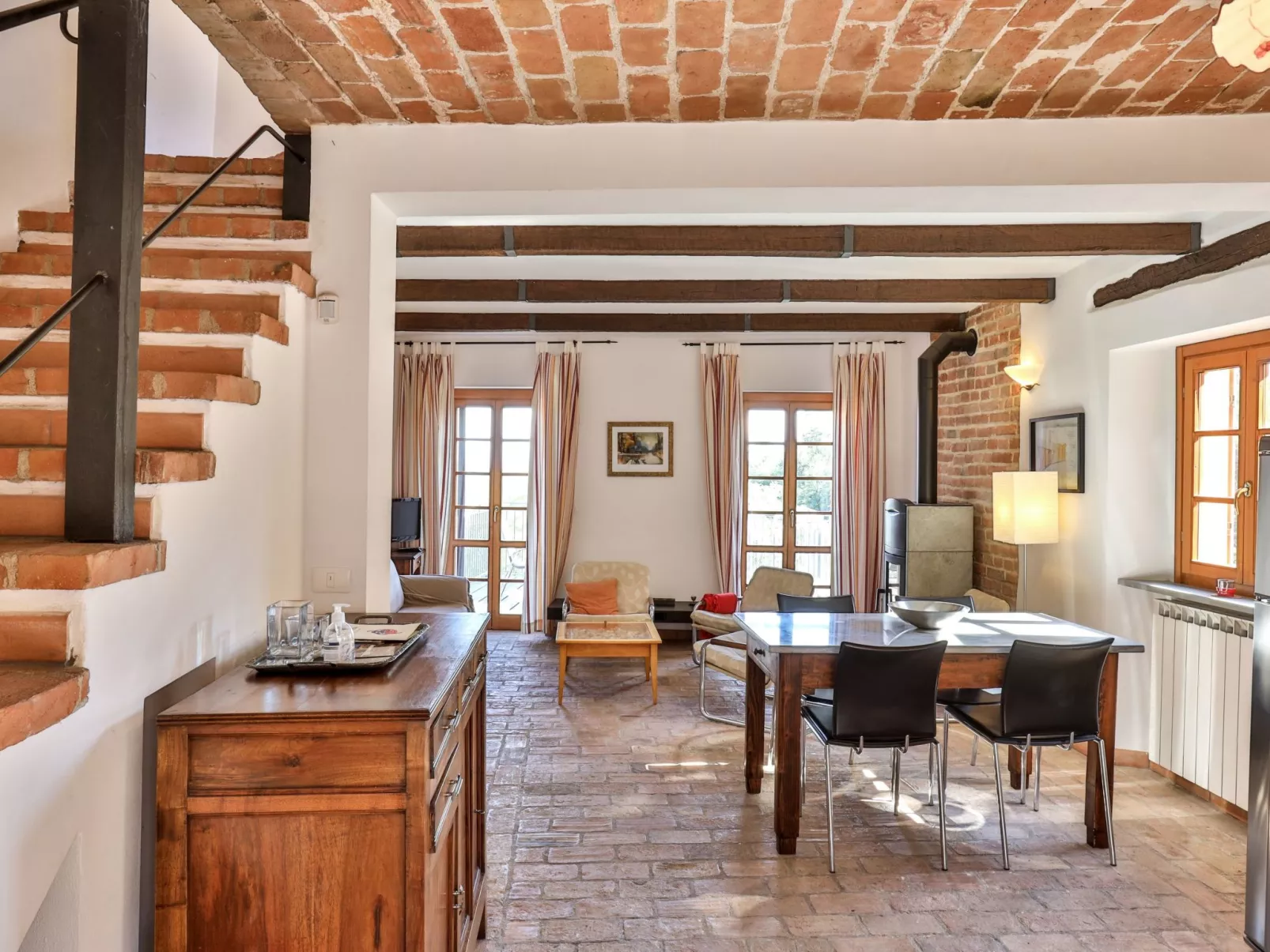 Villa Pesce,Dolcetto-Inside