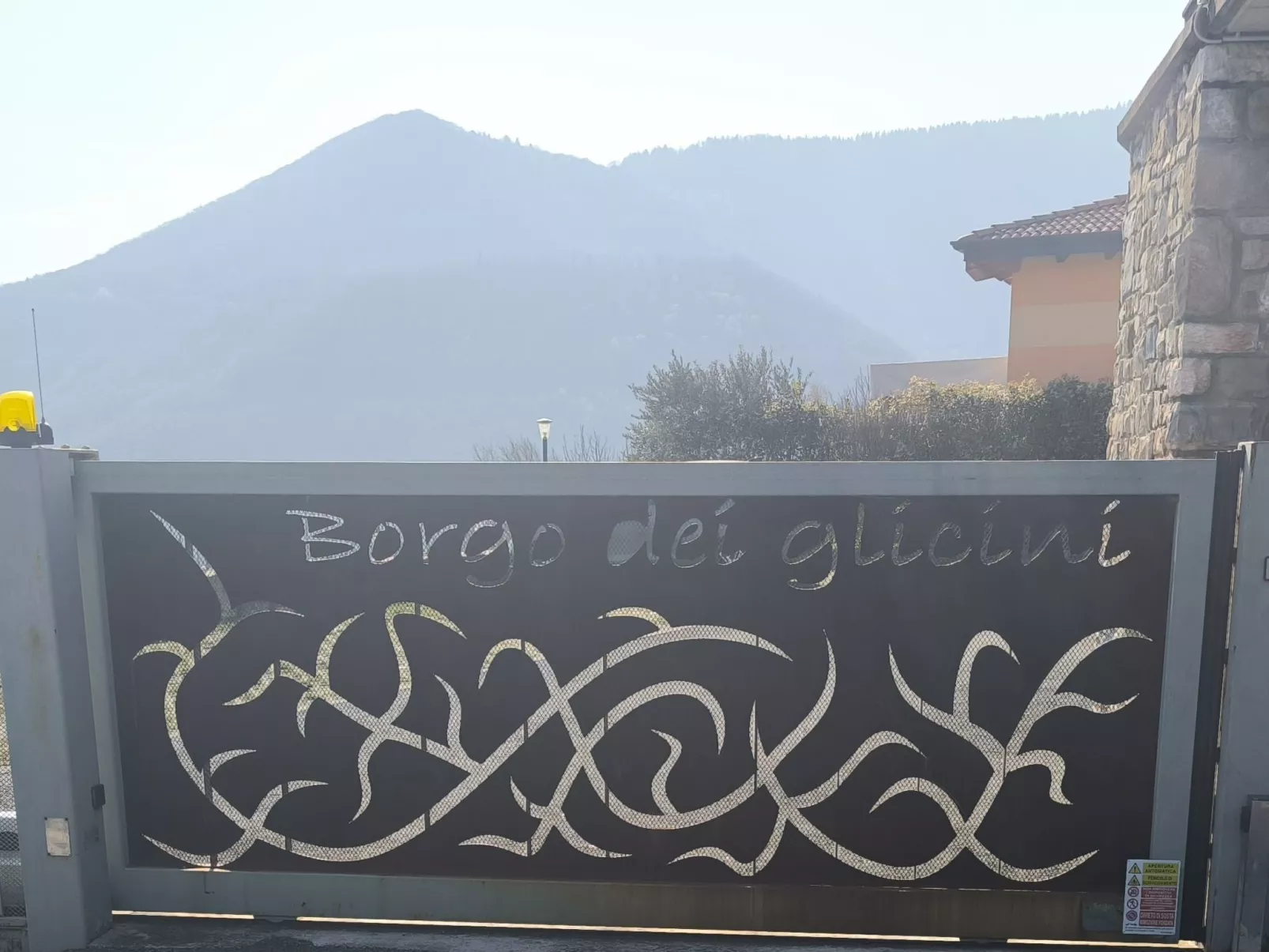 Sweet Awakening von Holiday World-Outside