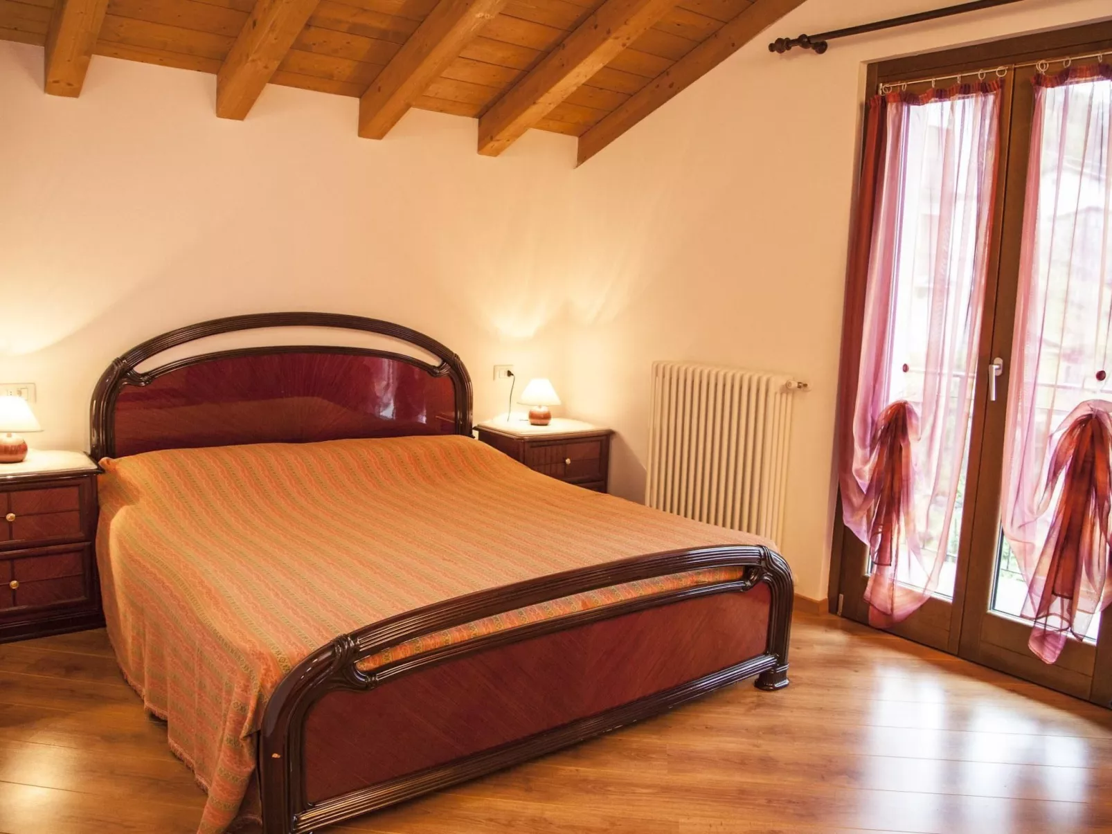 Wohnung "Spaziosa mansarda"-Drinnen