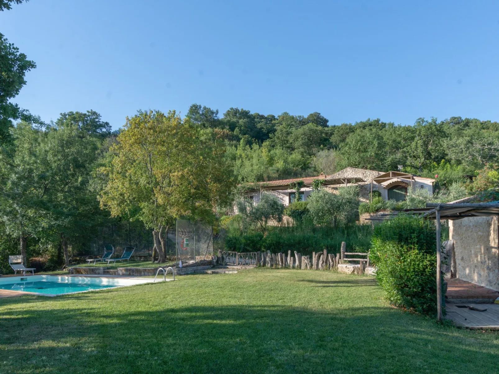 'Casa del Sole' mit Gemeinschaftspool-Outside