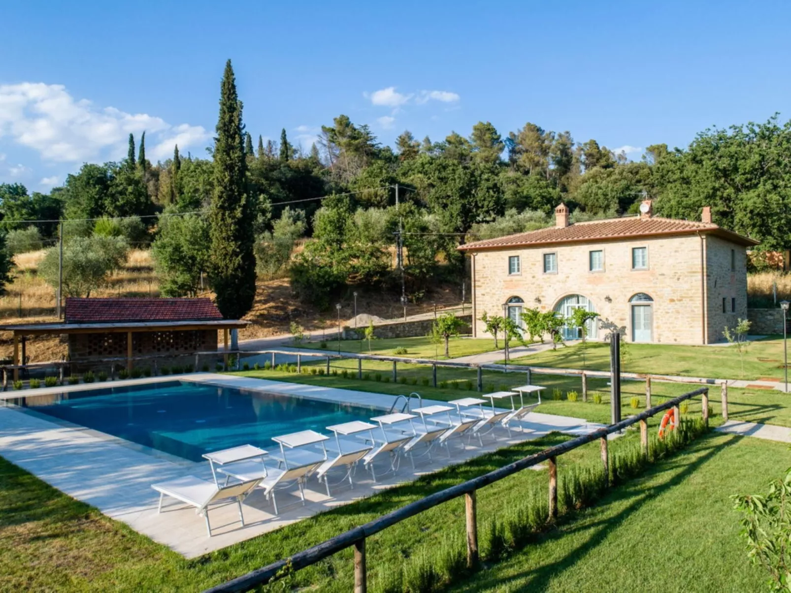 Elegante Villa mit privatem Pool in der Nähe von Cortona-Outside
