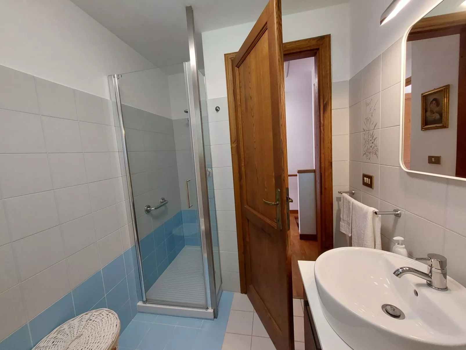 'Casa Peppina' mit Terrasse-Dedans