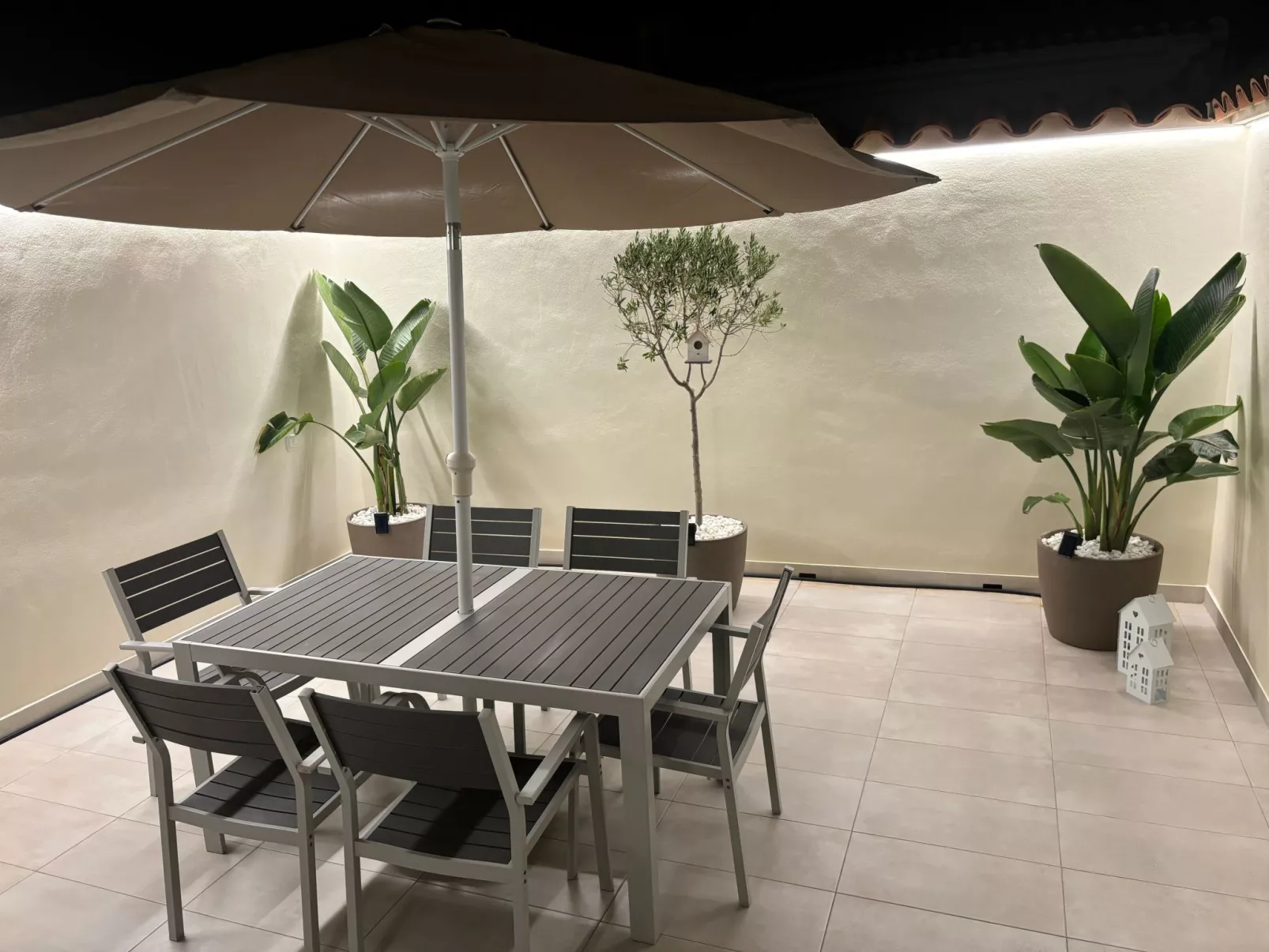 Mit Garten, Grill und Terrasse-Dehors