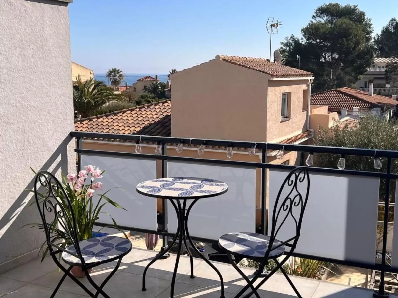 CASA TRES CALES-Outside