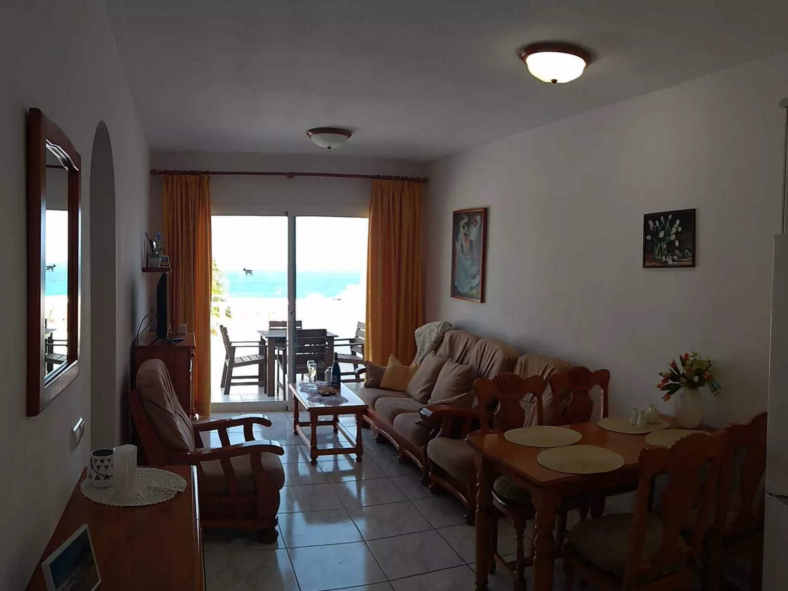 Iwona mit Meerblick-Dedans