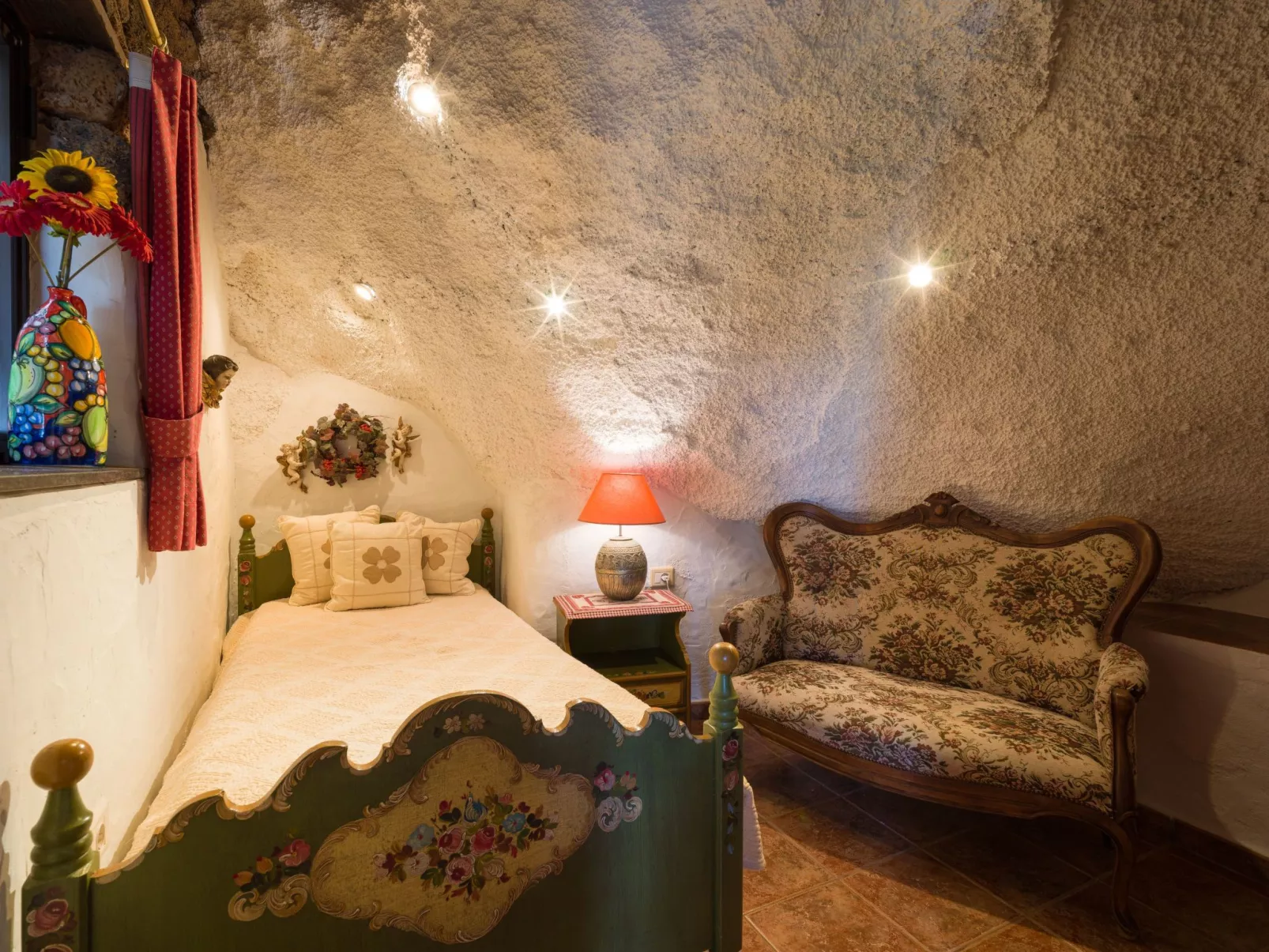 Finca "Castillo Bentley" Schlafen in einer vulkanischen Höhle-Inside