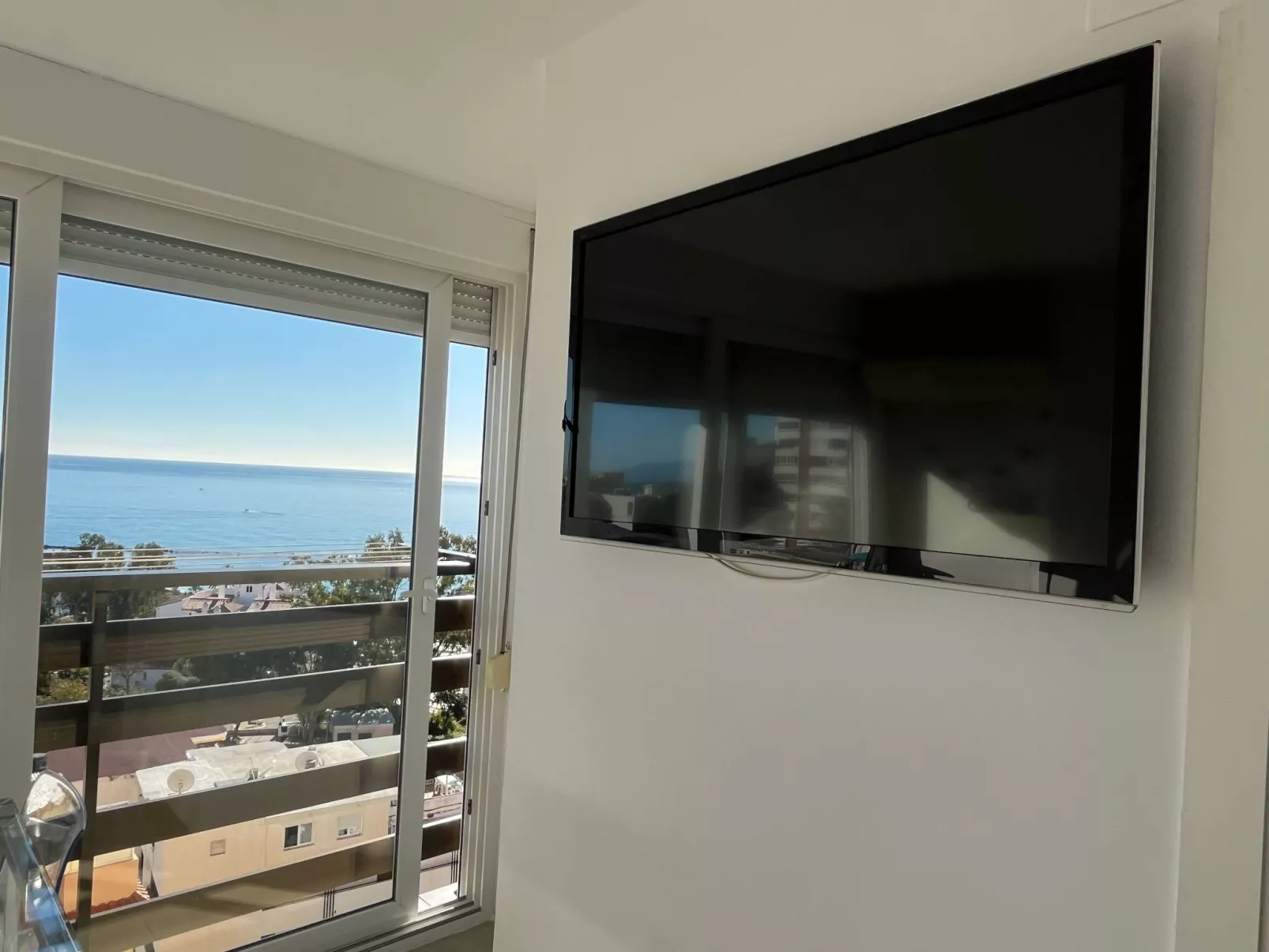 Nationen-BenAlma-Dedans