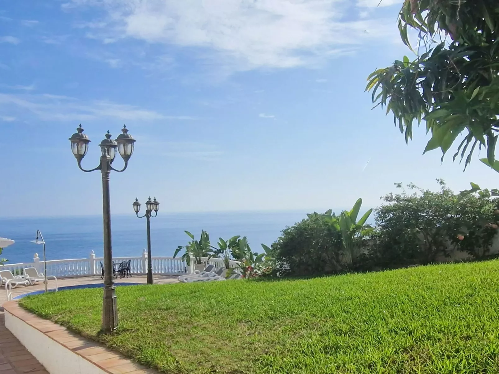 Villa Sur-Image-tags.info