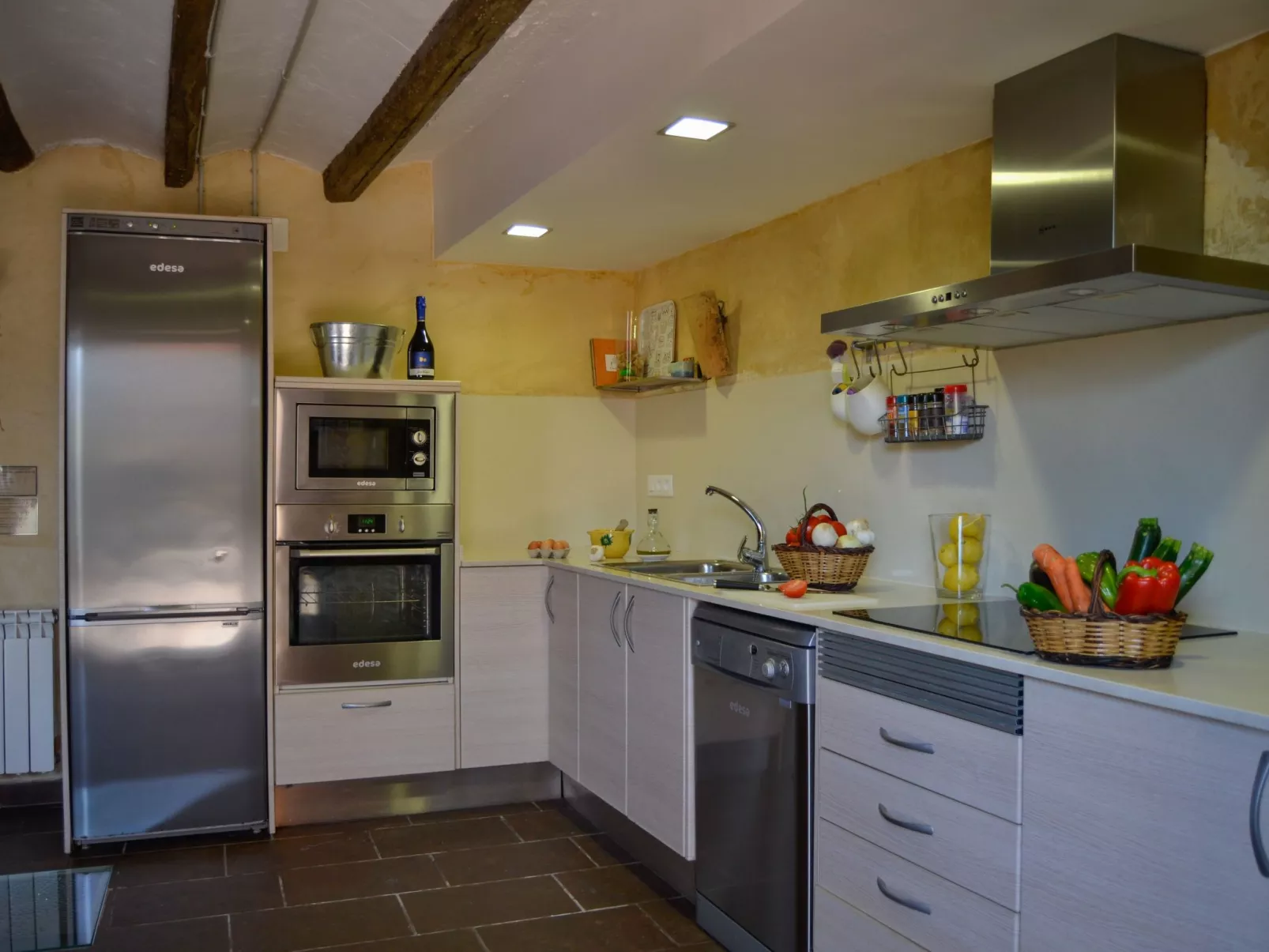 Els Cups, casa rural-Drinnen