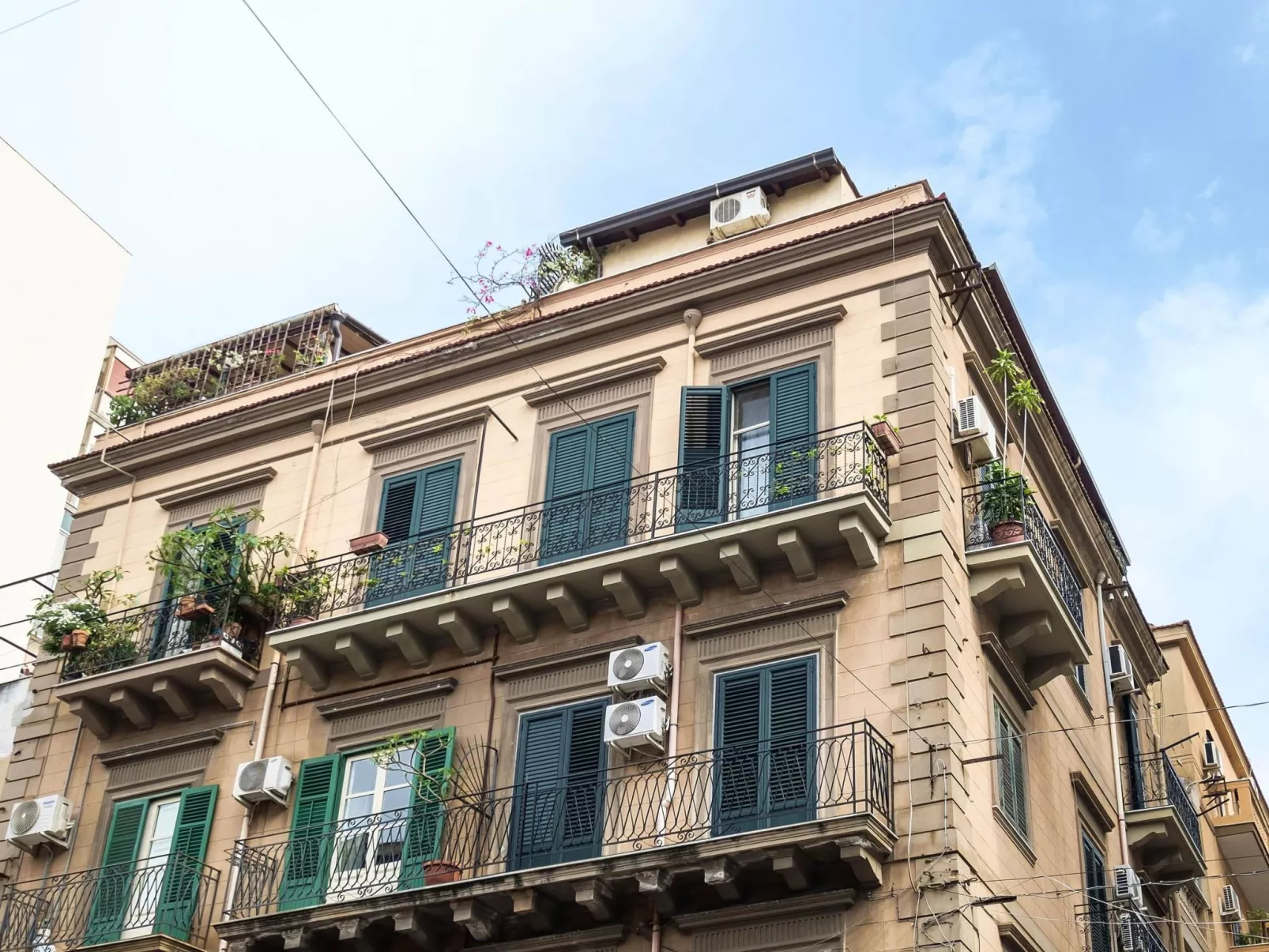 Wohnung mit Terrasse-Dedans
