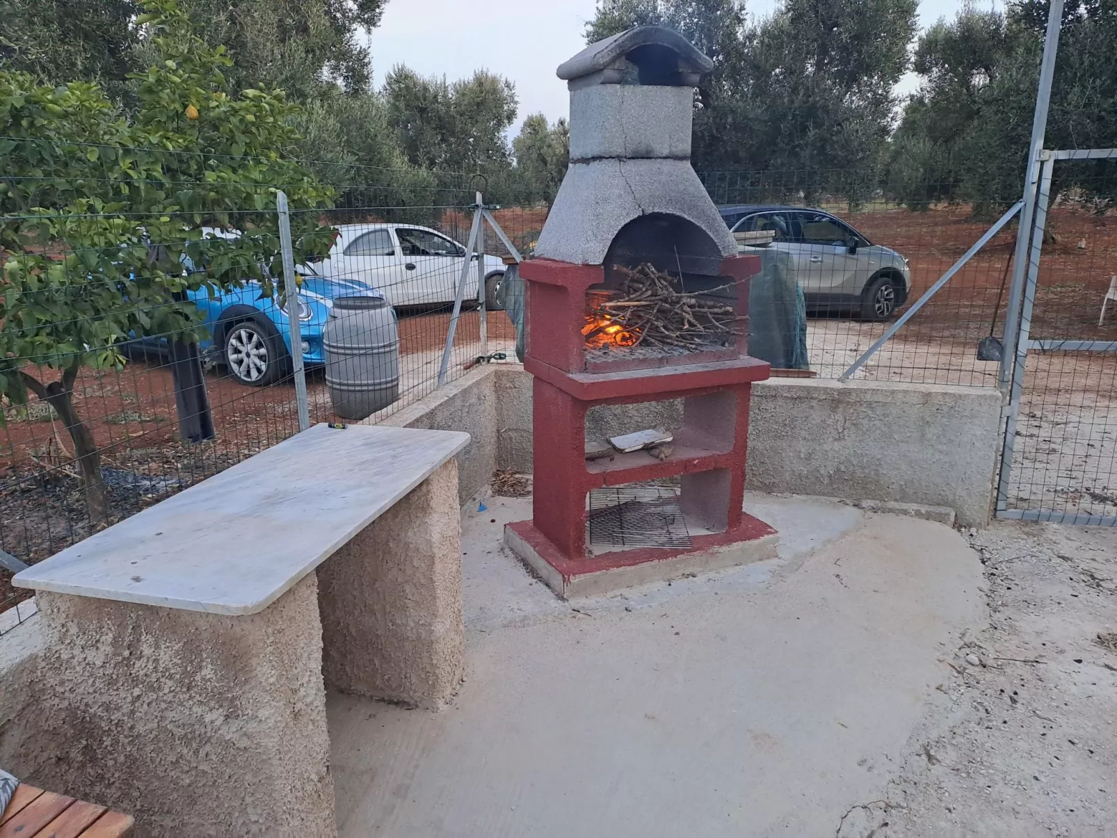 Bauernhof mit Schwimmbad und Babypark Brindisi am Meer-Dedans