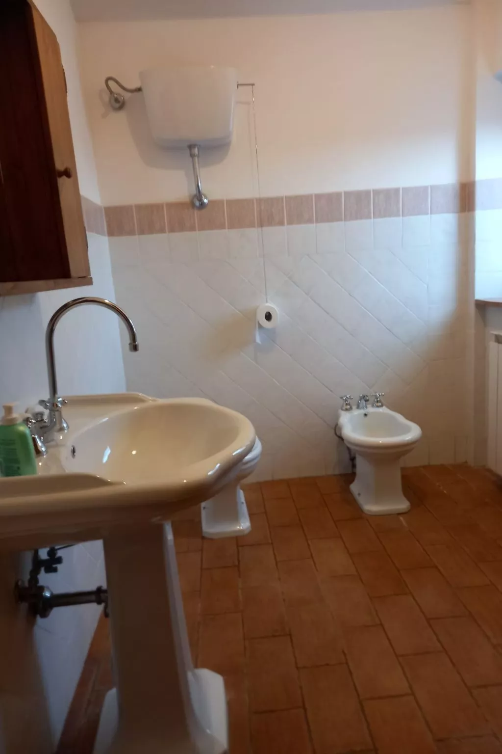 Arcus - Vier-Zimmer-Wohnung Ginestra-Drinnen